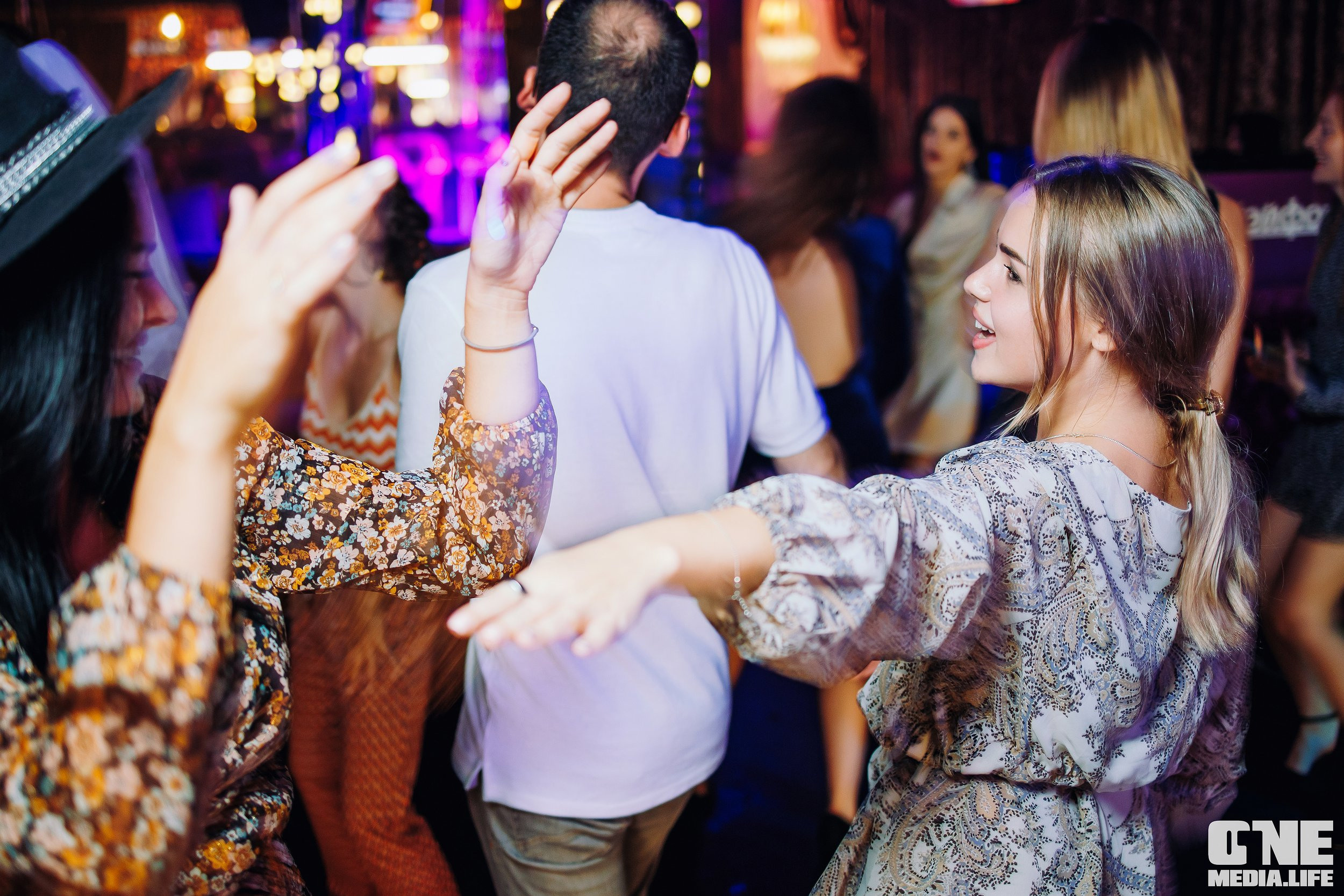 Репортаж из караоке-клуба Эйфория. One Media Life: фоторепортажи, фотоотчеты с мероприятий и заведений