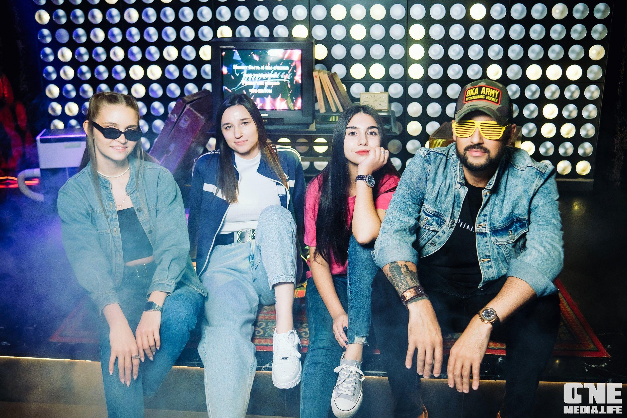 Фоторепортаж из караоке-клуба Эйфория. One Media Life: фоторепортажи, фотоотчеты с мероприятий и заведений