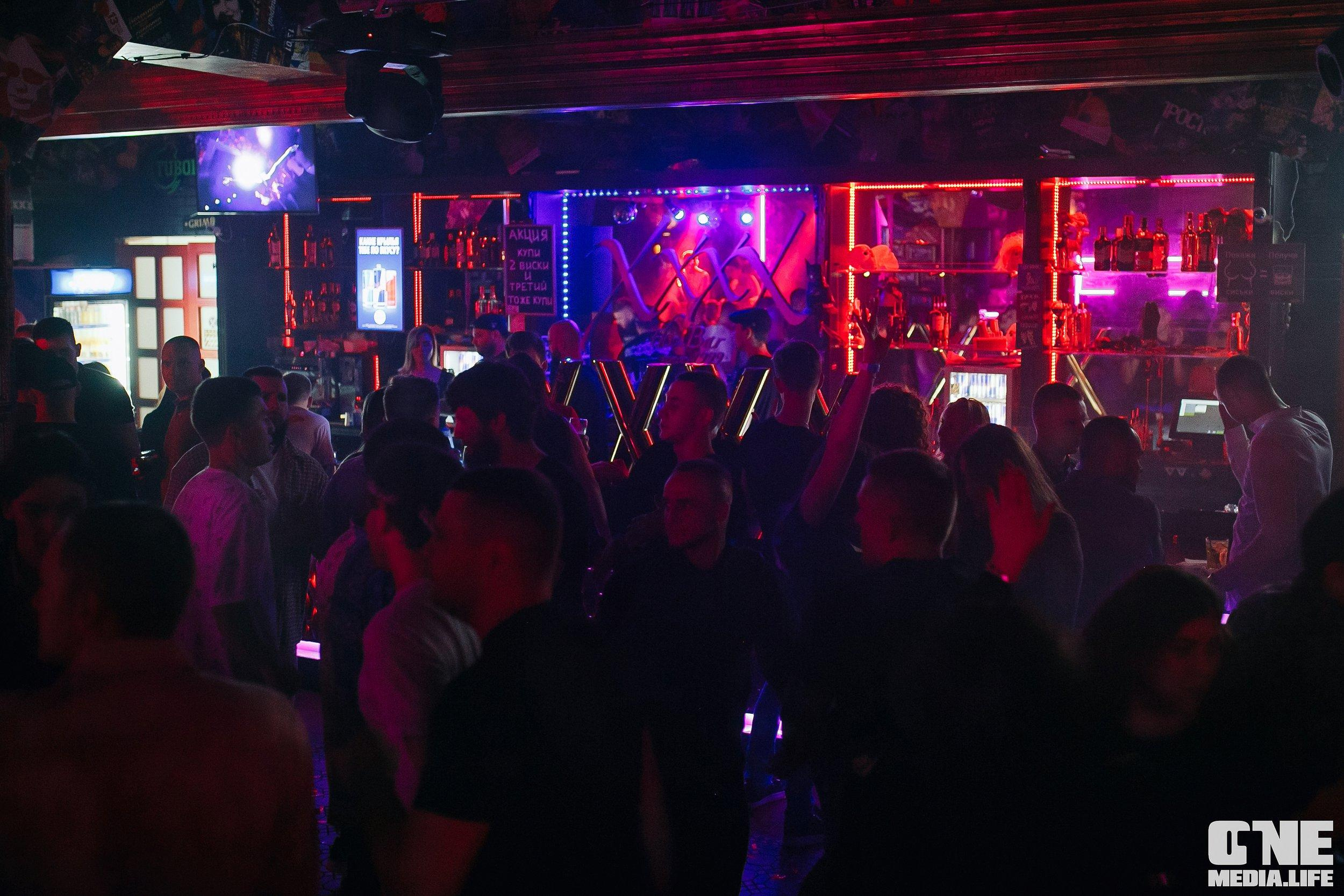 Фоторепортаж из караоке-клуба Эйфория. One Media Life: фоторепортажи, фотоотчеты с мероприятий и заведений
