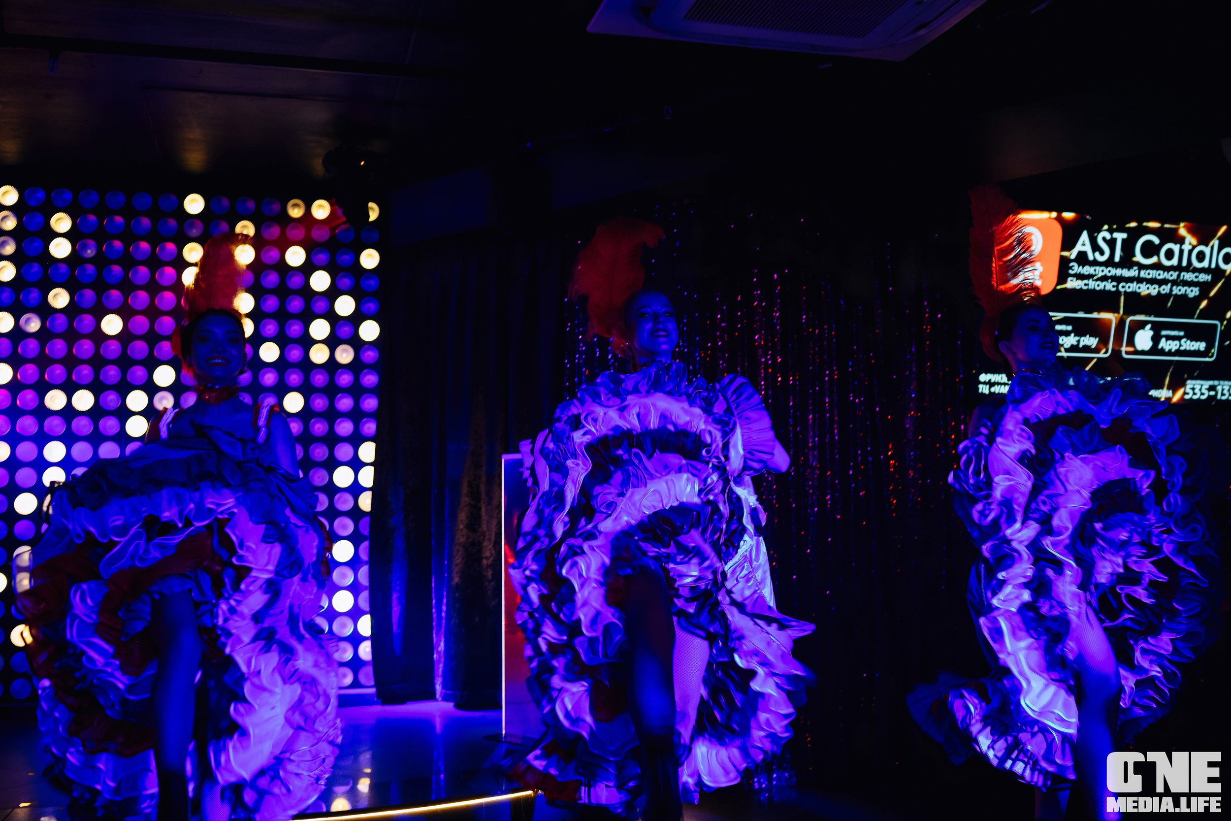 Фоторепортаж из караоке-клуба Эйфория. One Media Life: фоторепортажи, фотоотчеты с мероприятий и заведений