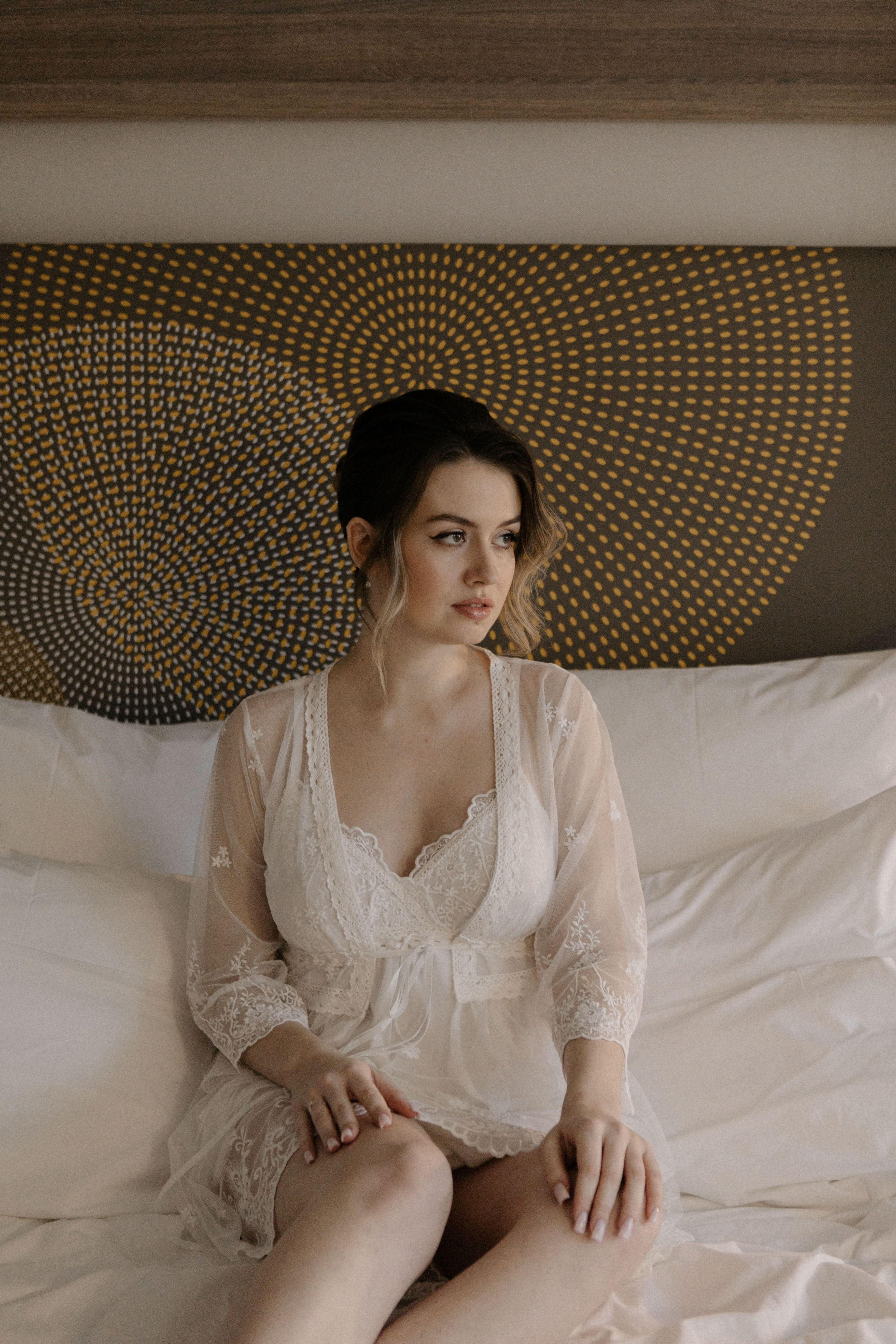 Ксюша и Илья. Утро в отеле роспись в Birds. Свадебный и портретный фотограф в Москве Анастасия Масюк