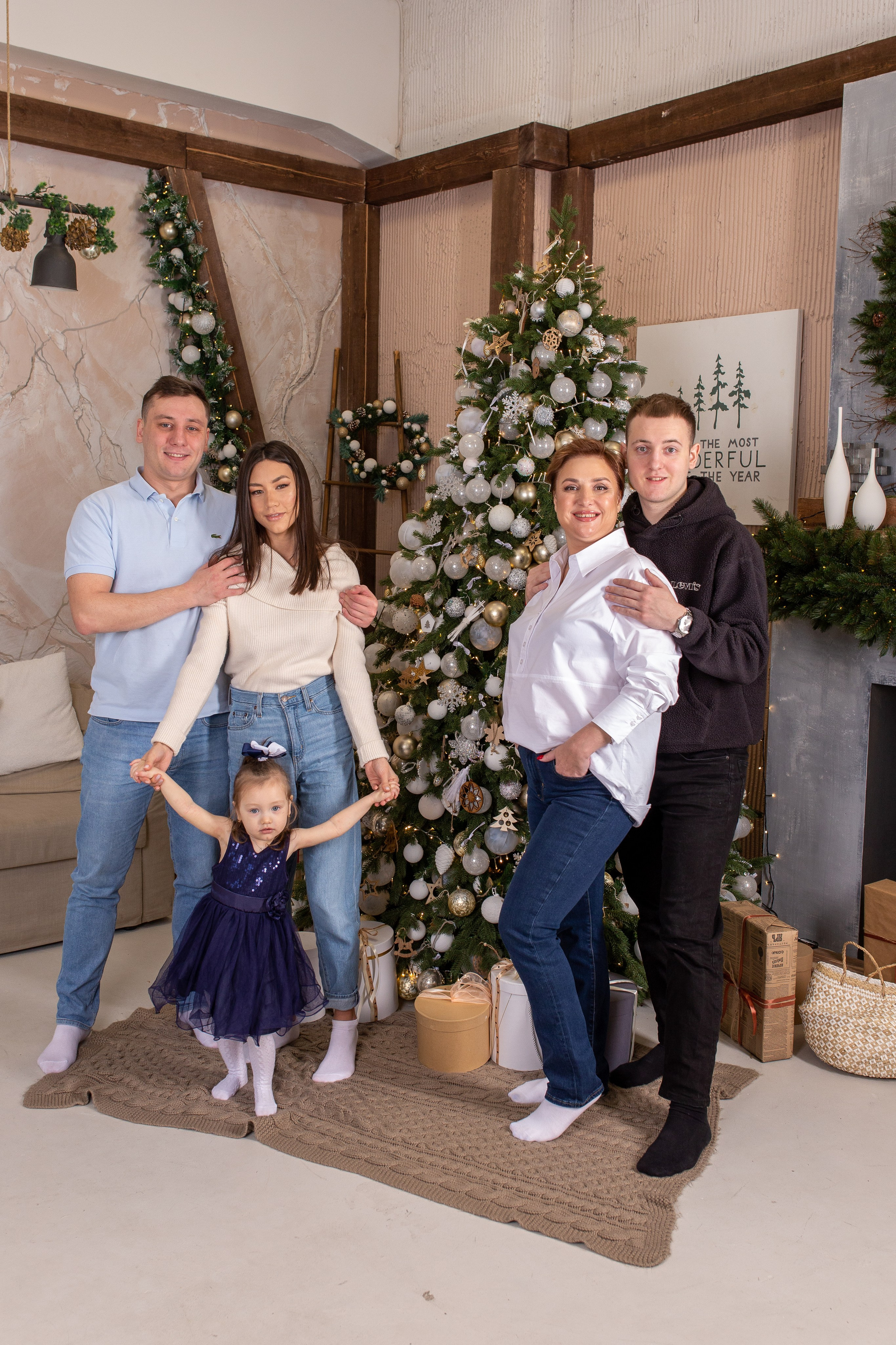 Новый год 2024. Фотосессия беременности, семейный фотограф в Санкт-Петербурге