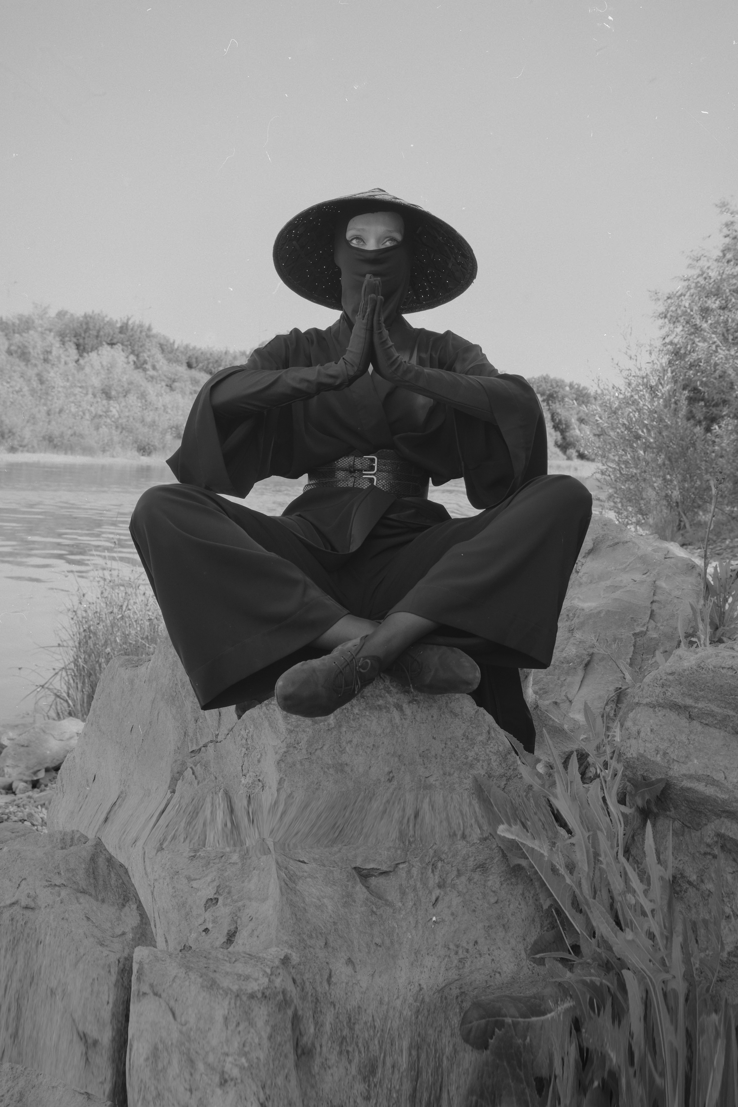 THE BLACK SHADOW. Yulia Yurchevskaya | Art Director & Visual Visionary