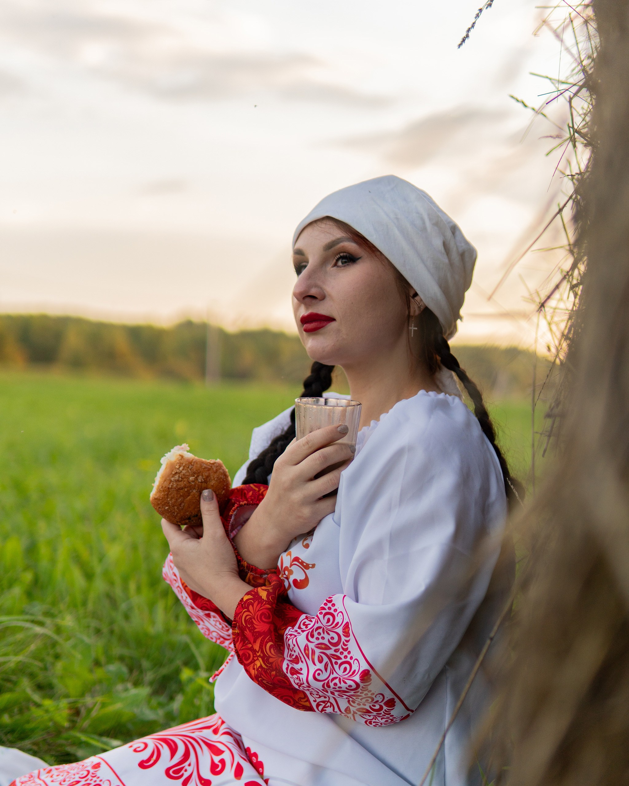 Тематическая \ Творческая \ Фотосъёмка в славянском наряде: Татьяна — гармония традиций и природы. Hannanovmoments