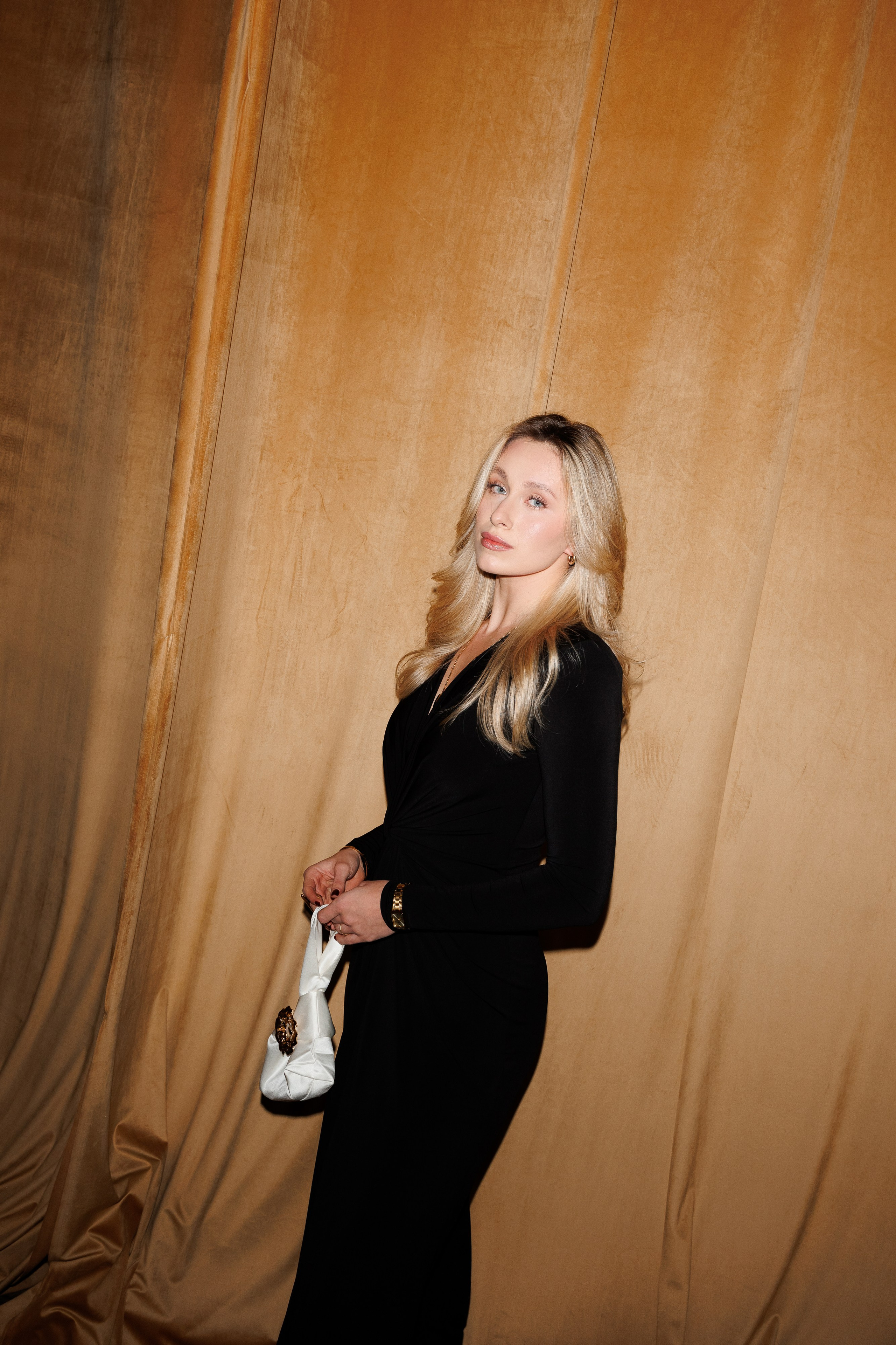 PARISIENNE. Lichi Fashion show. Aleksandr Tsukanov