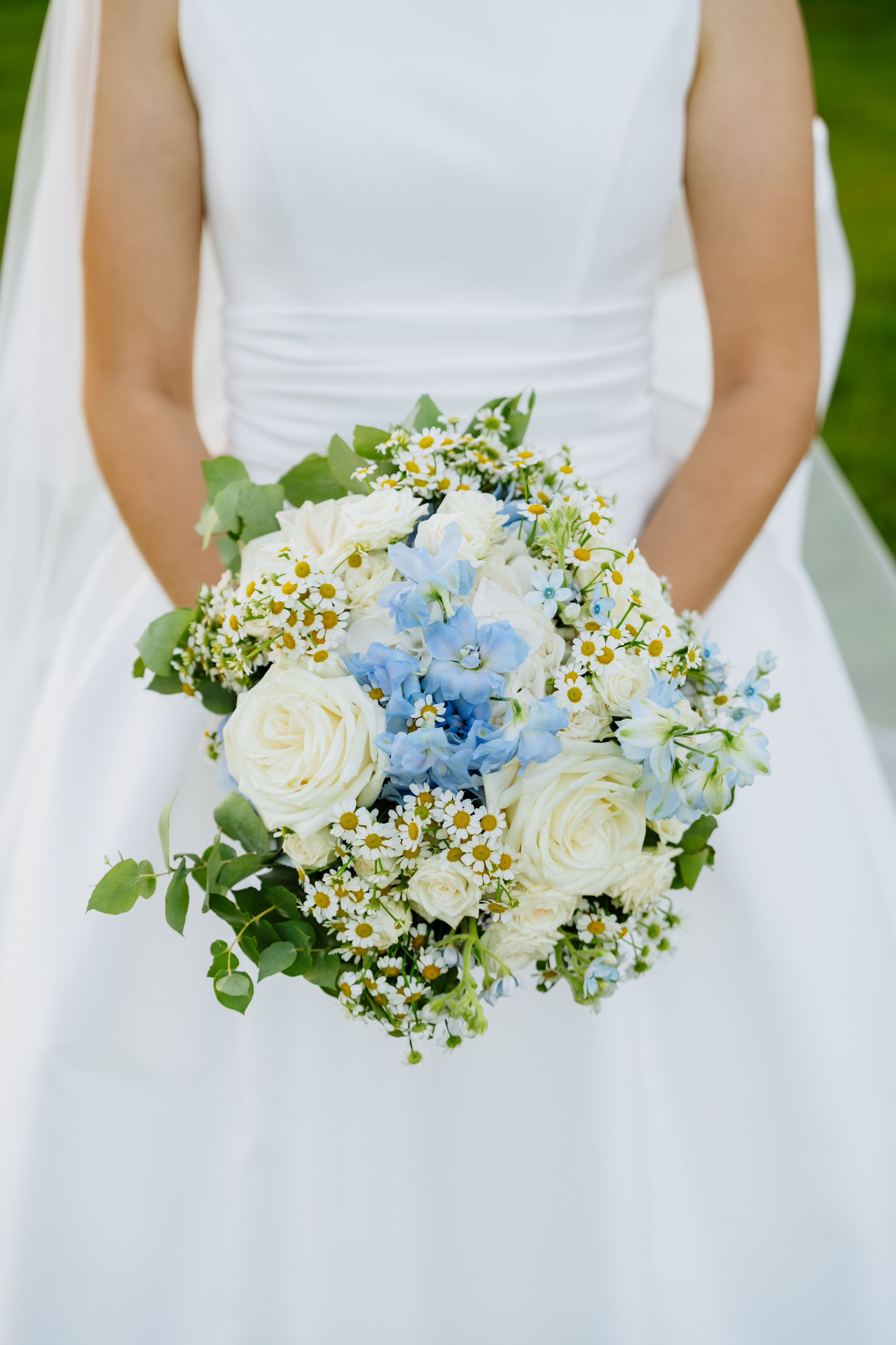 Vera & Lorenzo | Biella, Italy. Professional Wedding Photographer Geneva & Romande Switzerland | Tanya Creator