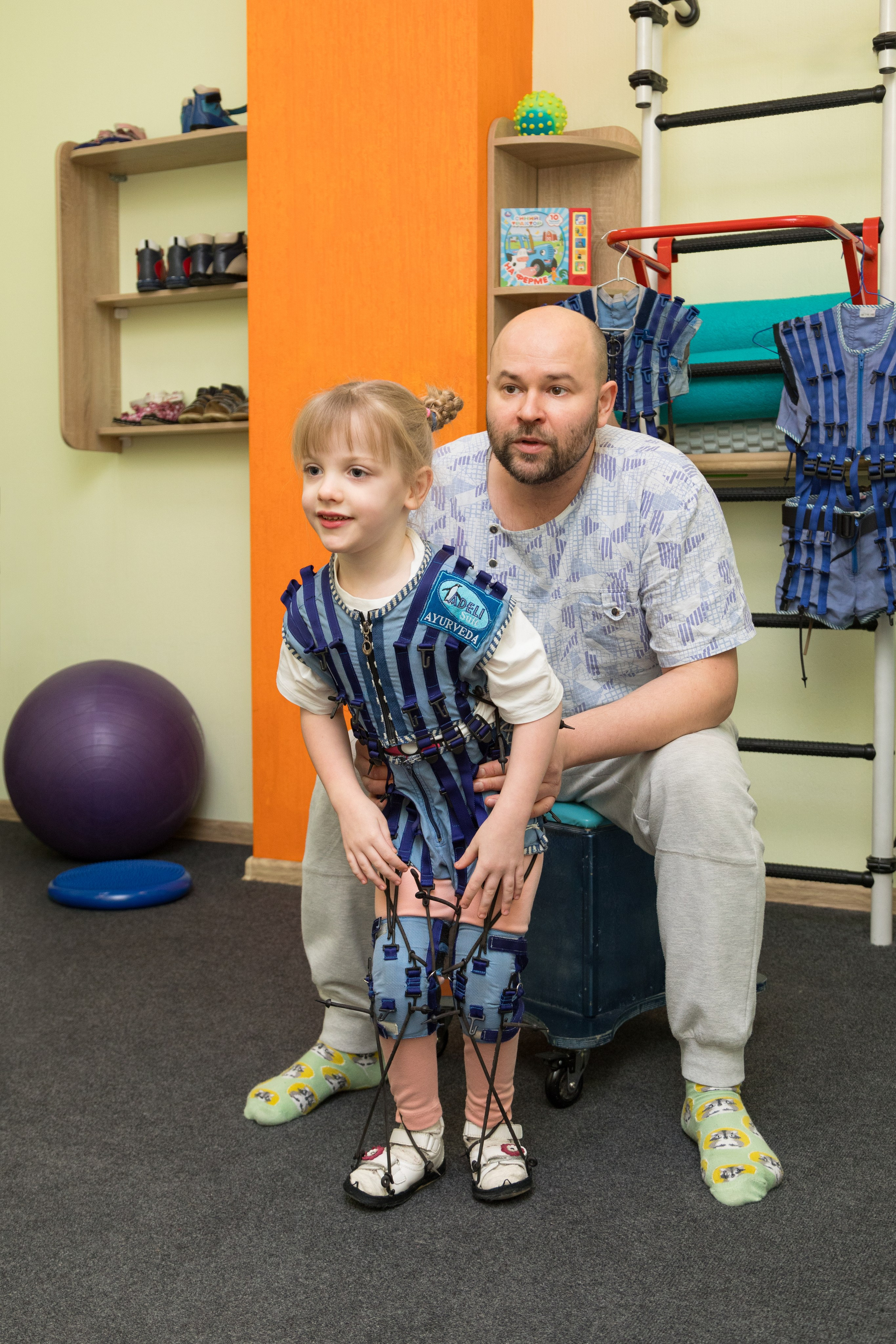 Для детского реабилитационного центра Первый шаг. Детский и контент фотограф Надя Волкова Санкт-Петербург