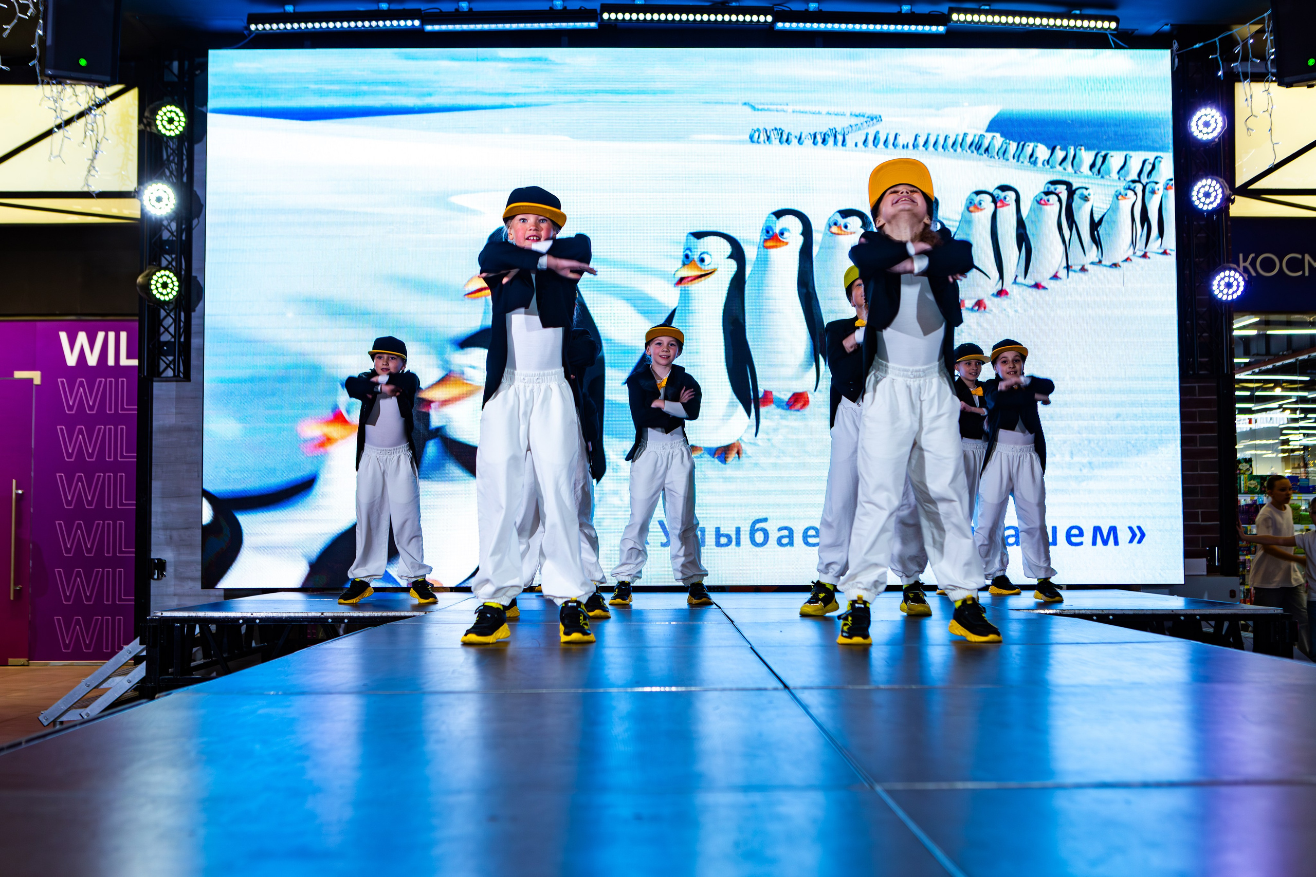 SAYMYNAME FASHION SHOW. Репортажный, семейный, свадебный, портретный фотограф