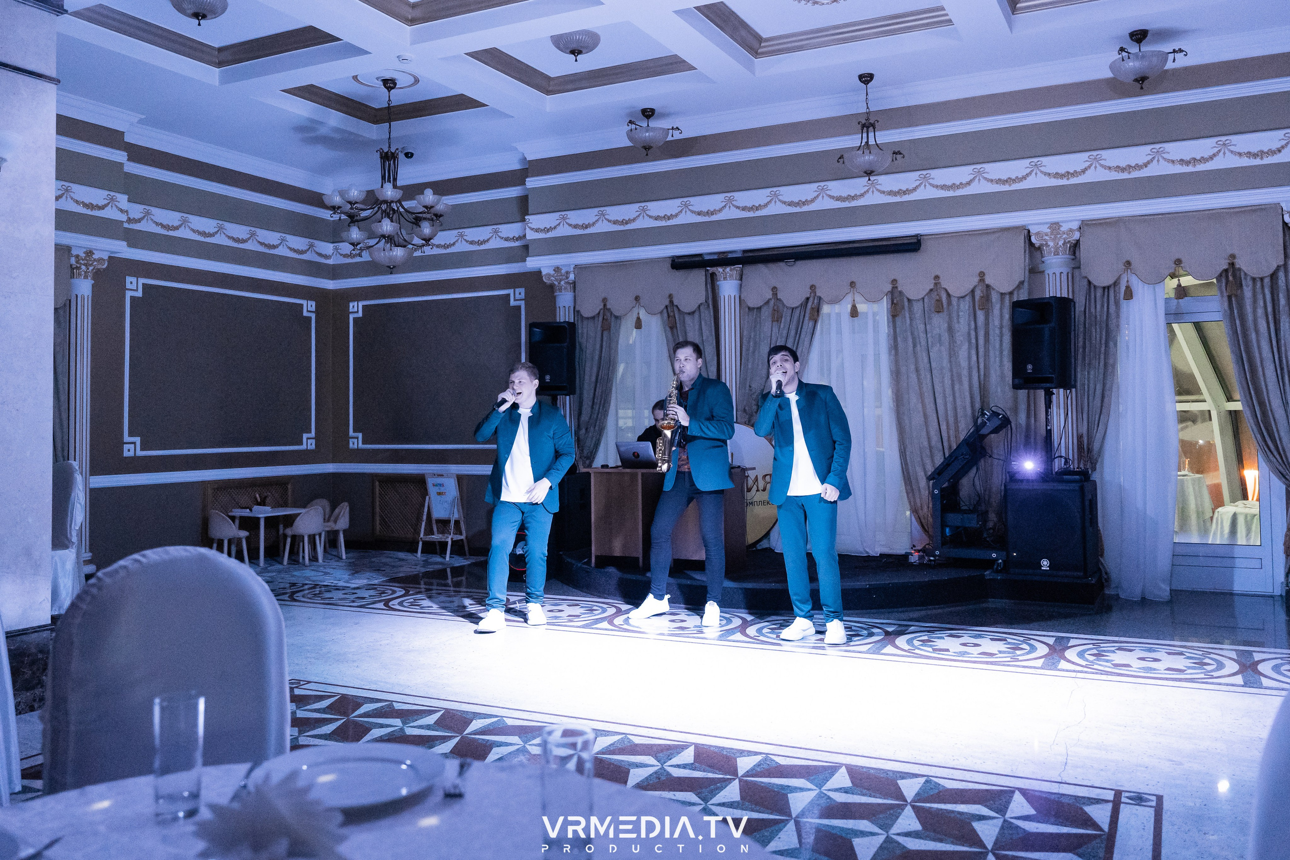 Bad Boys Band в ресторане «Империя»