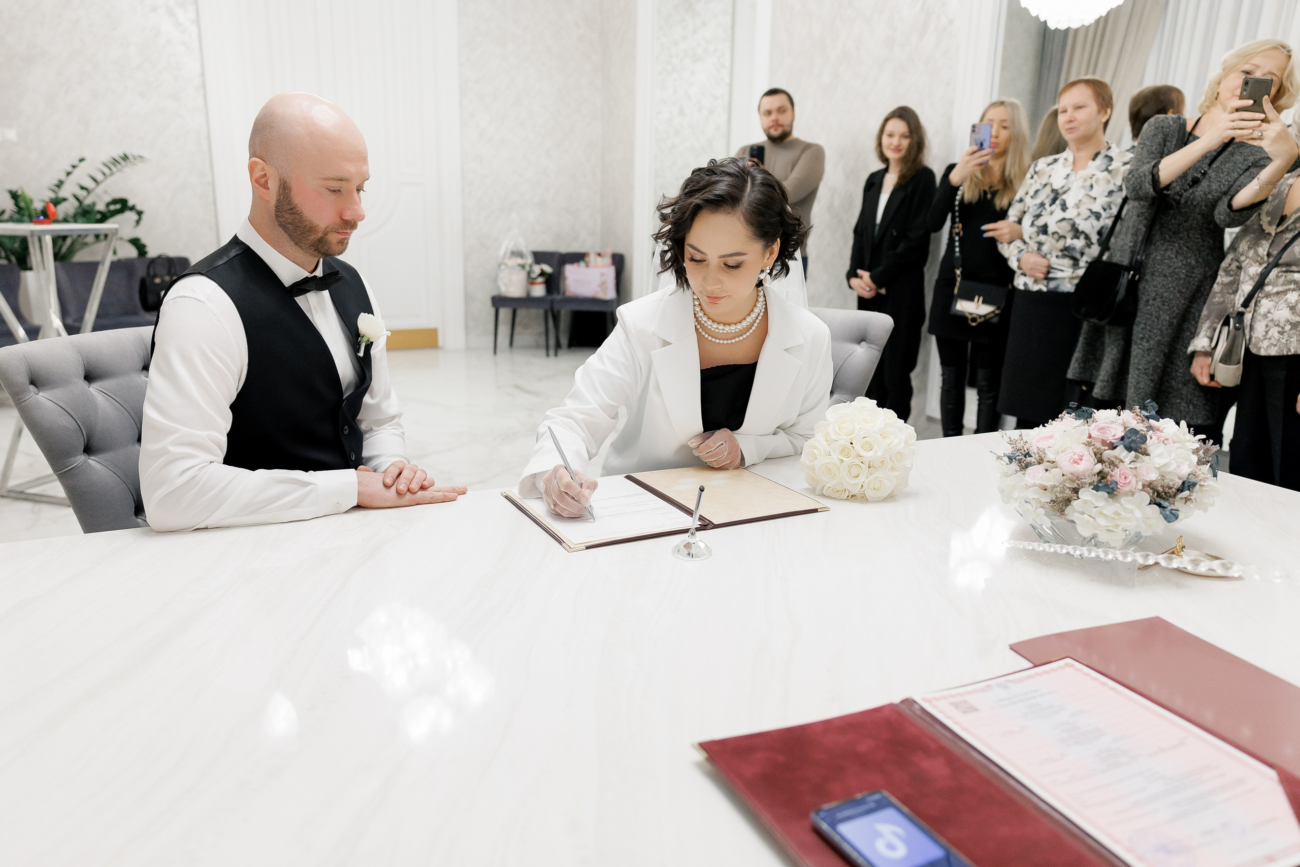 Анонс свадебных фотографий Антона и Лизы. Свадебный фотограф Домодедово Москва Катерина Алехина