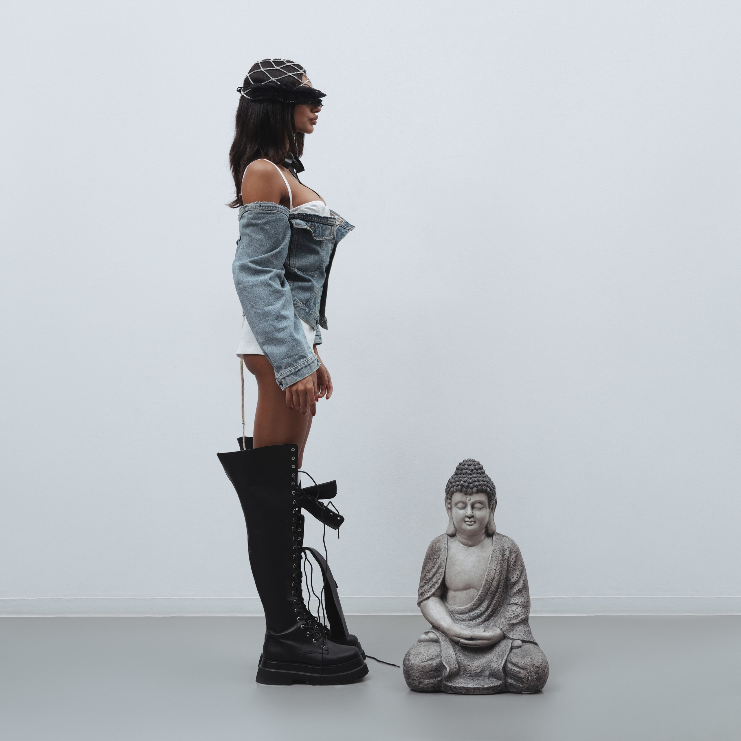 LOT «N’3». CRAZY.RENTT — Уникальная одежда в единственном экземпляре