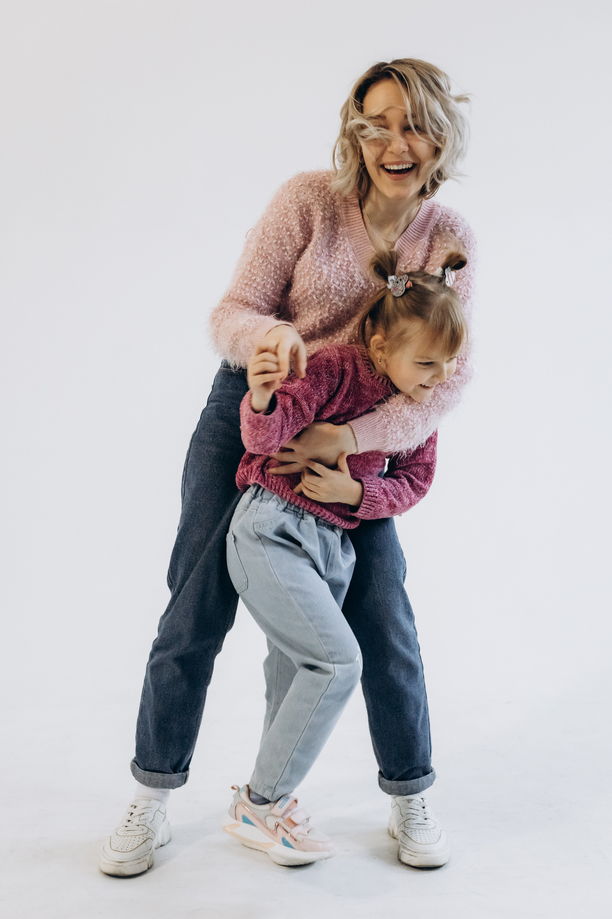 Оля & Полина. Портретный, семейный, свадебный фотограф в Воронеже Евгений Михайличенко