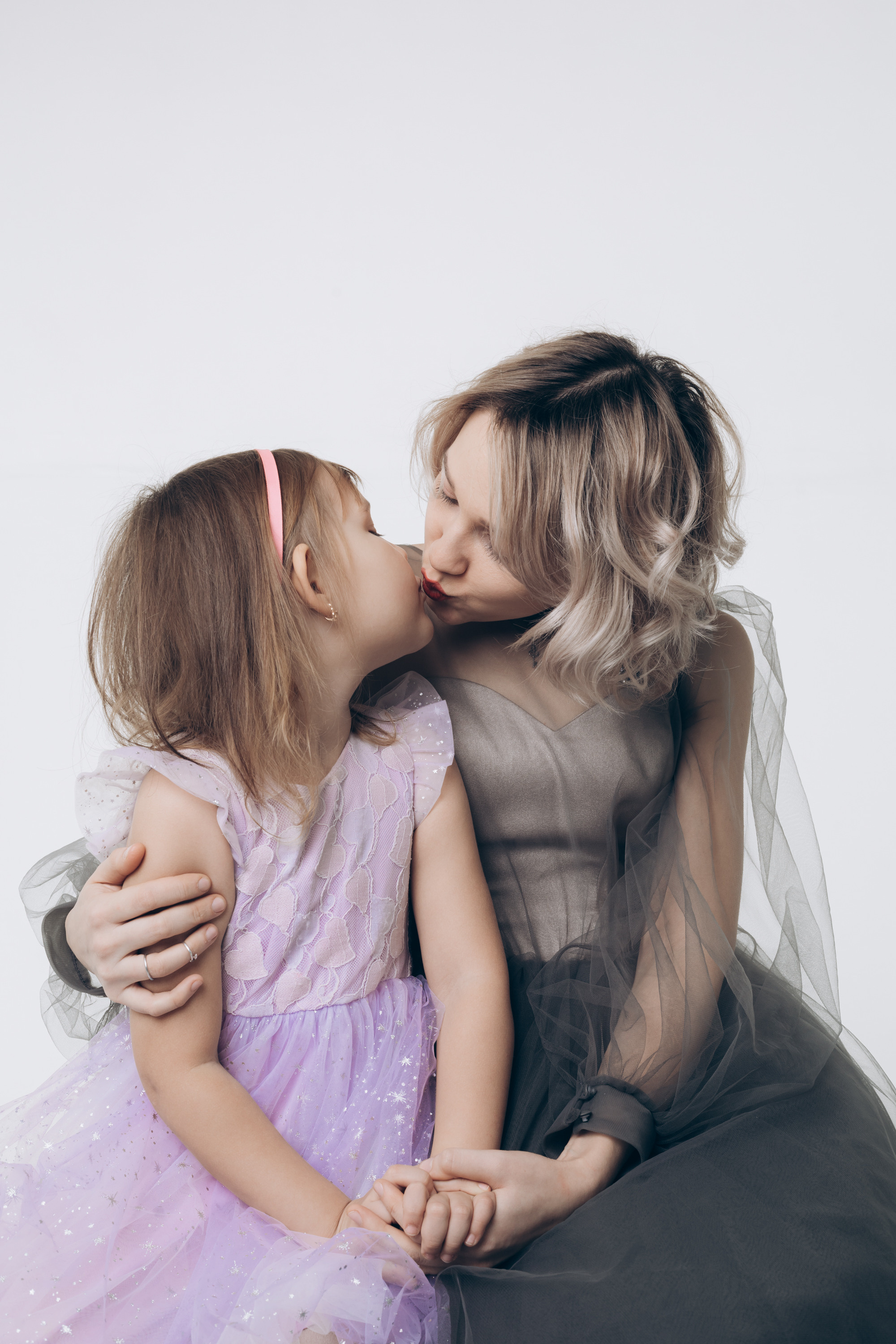 Оля & Полина. Портретный, семейный, свадебный фотограф в Воронеже Евгений Михайличенко