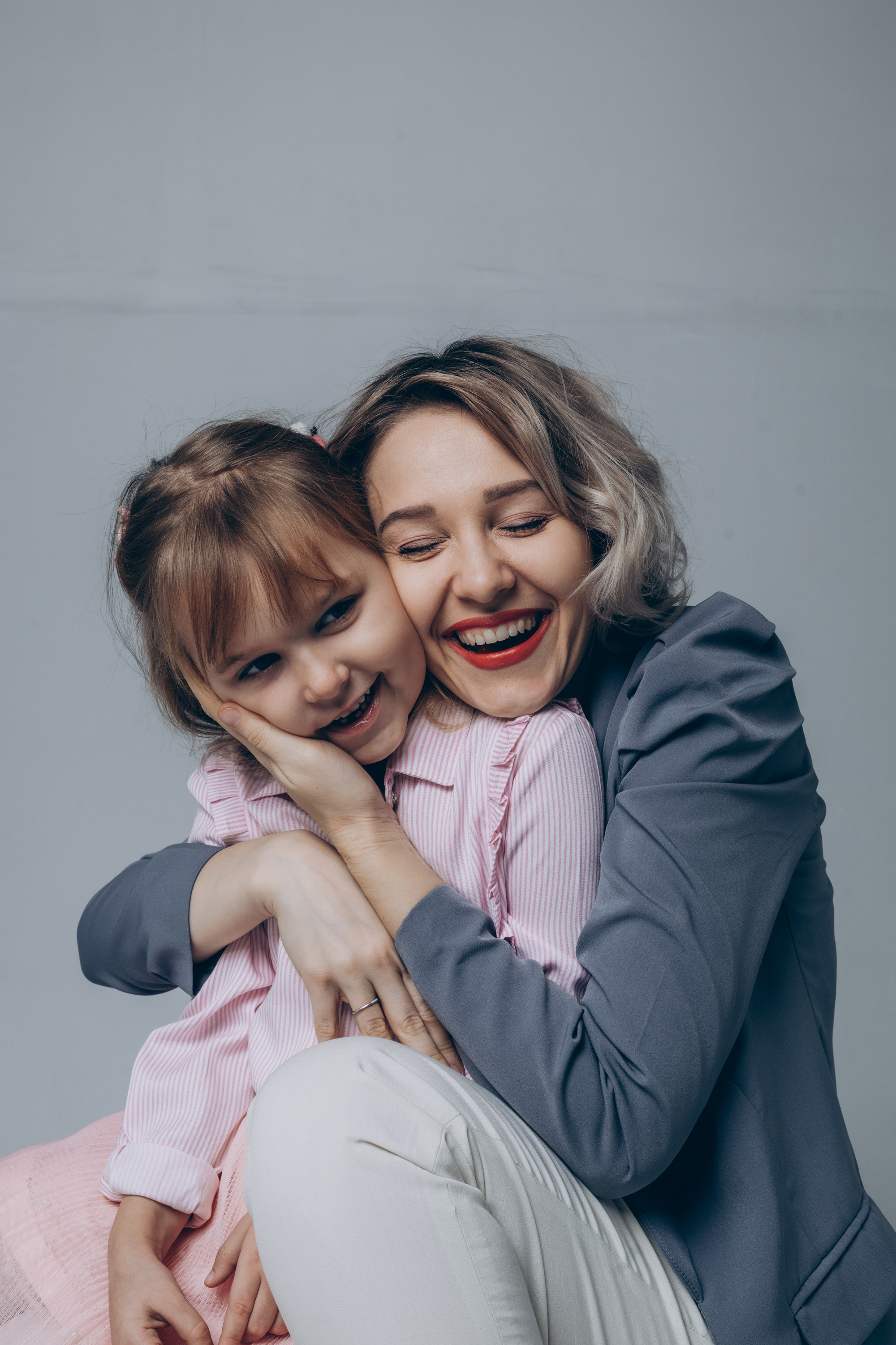 Оля & Полина. Портретный, семейный, свадебный фотограф в Воронеже Евгений Михайличенко