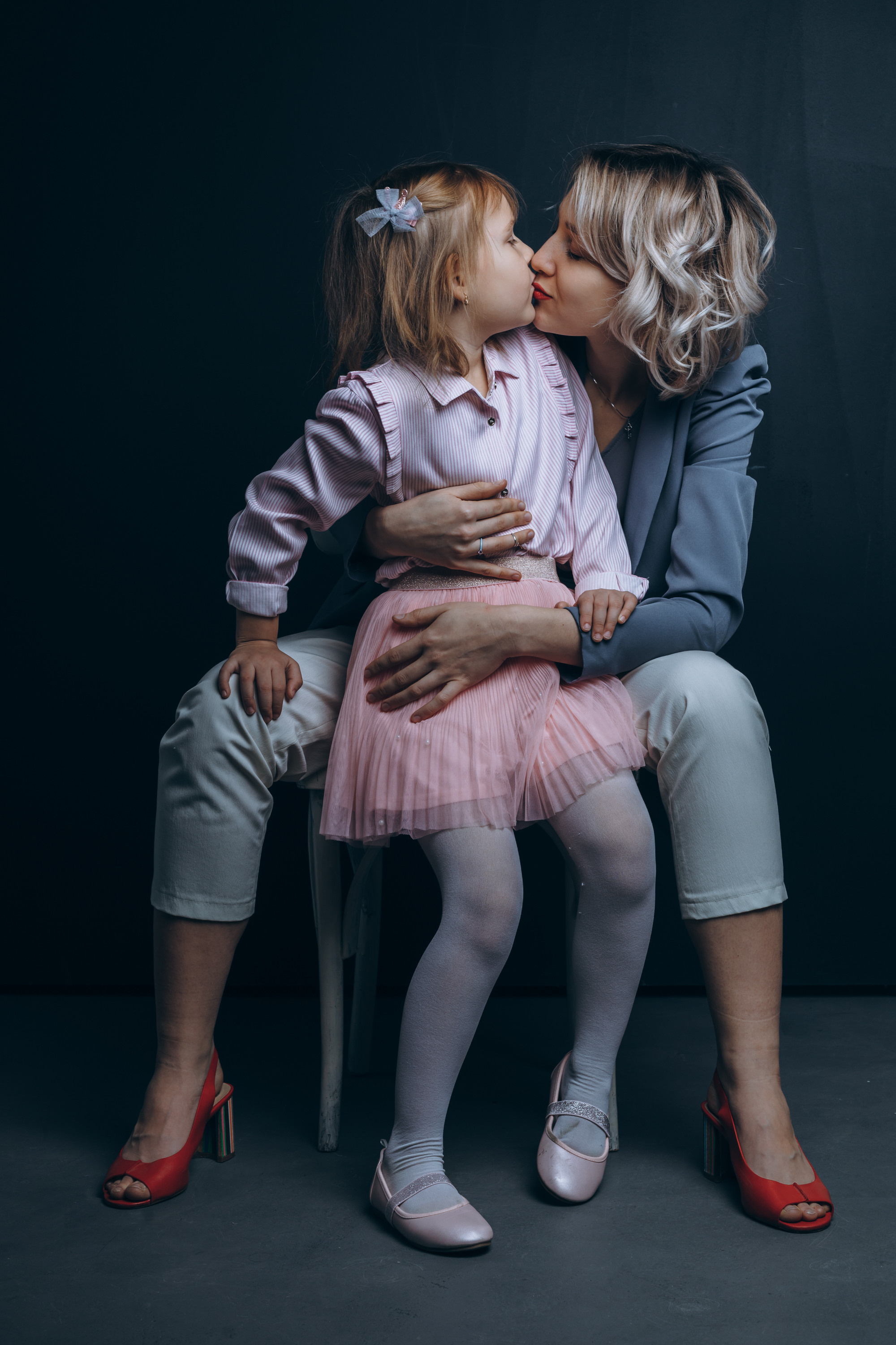 Оля & Полина. Портретный, семейный, свадебный фотограф в Воронеже Евгений Михайличенко