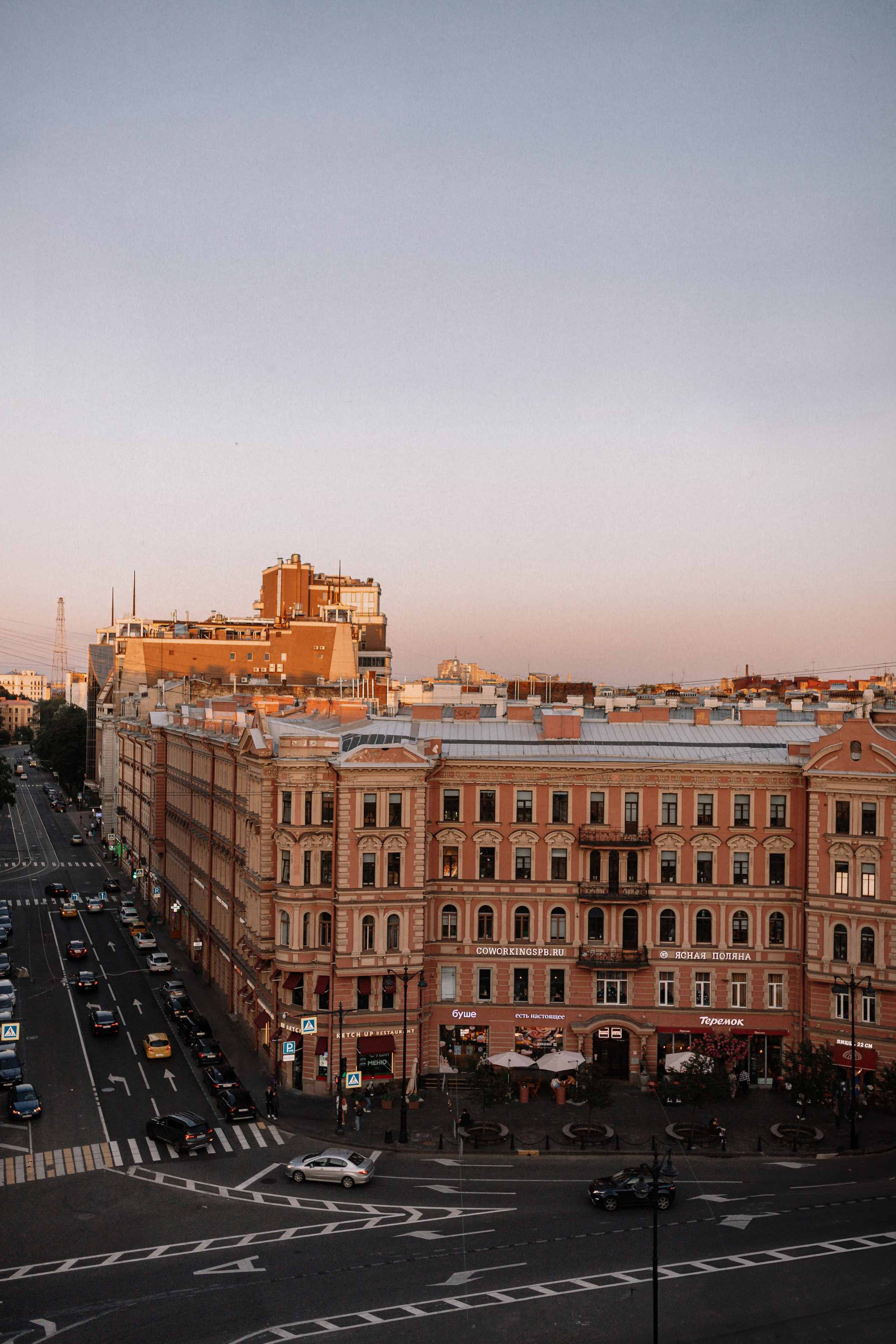 Крыша Петроградки. Николь — ваш любимый фотограф в Санкт-Петербурге