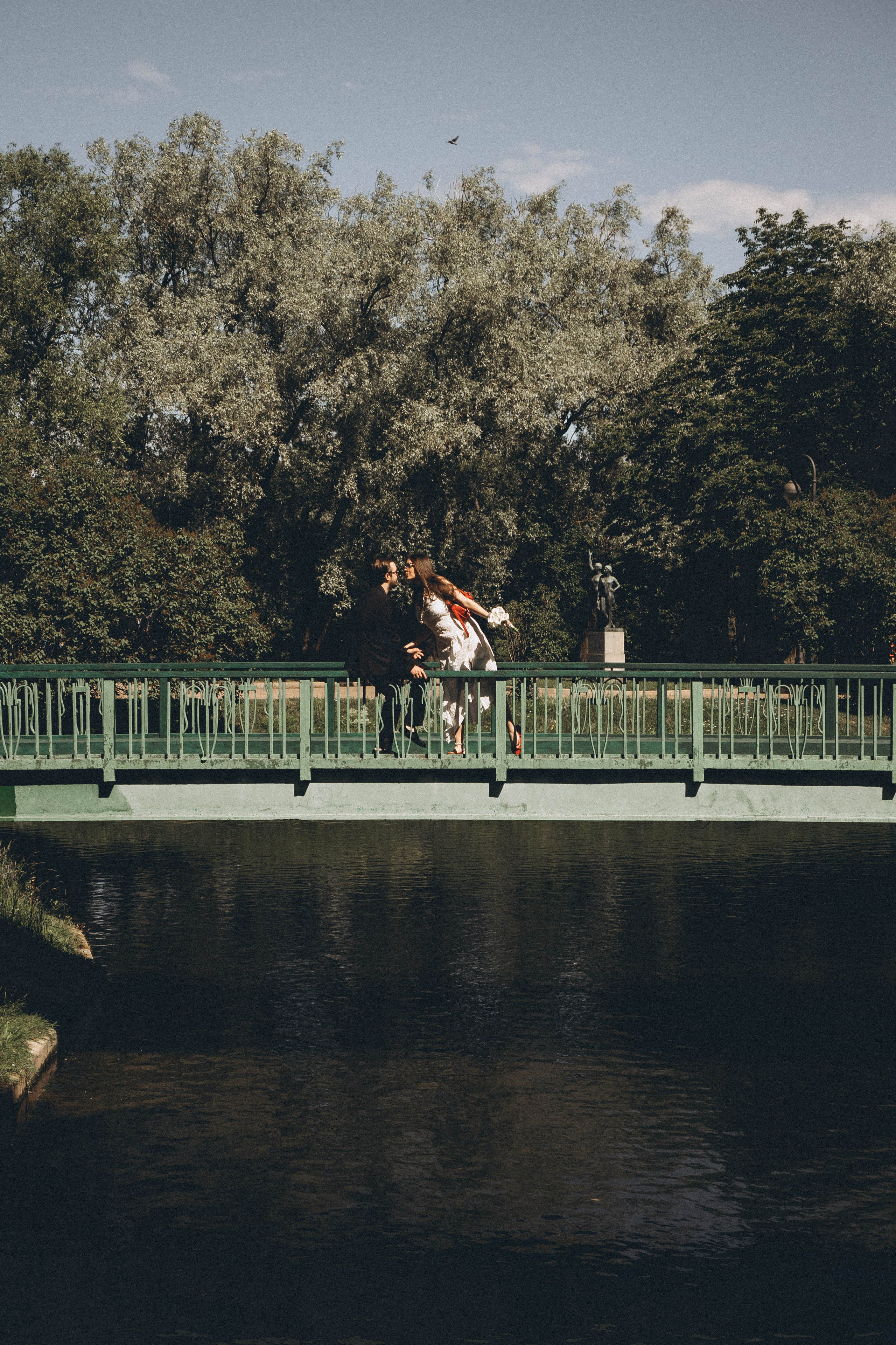 СВАДЕБНАЯ СЬЕМКА В ПАРКЕ ПОБЕДЫ И ПРОГУЛКА ПО МОСКОВСКОМУ ПРОСПЕКТУ. Профессиональный фотограф, Санкт-Петербург — Виктория Богомолова