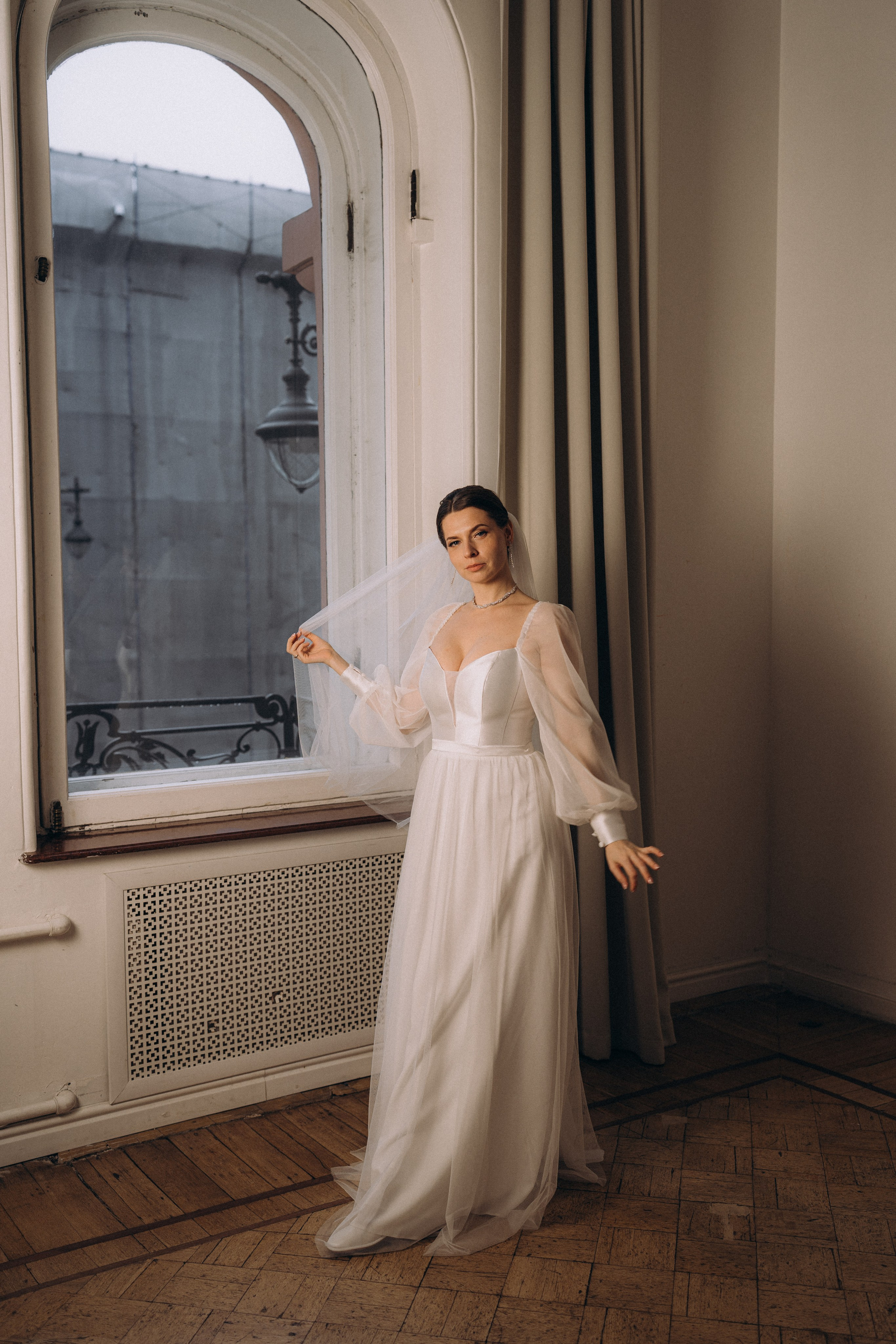 СВАДЕБНАЯ СЬЕМКА ВО ВТОРОМ ДВОРЦЕ (ДЕКАБРЬ) ТАКЖЕ СЬЕМКА В СТУДИИ НА ЧЕРНЫШЕВСКОЙ. Профессиональный фотограф, Санкт-Петербург — Виктория Богомолова