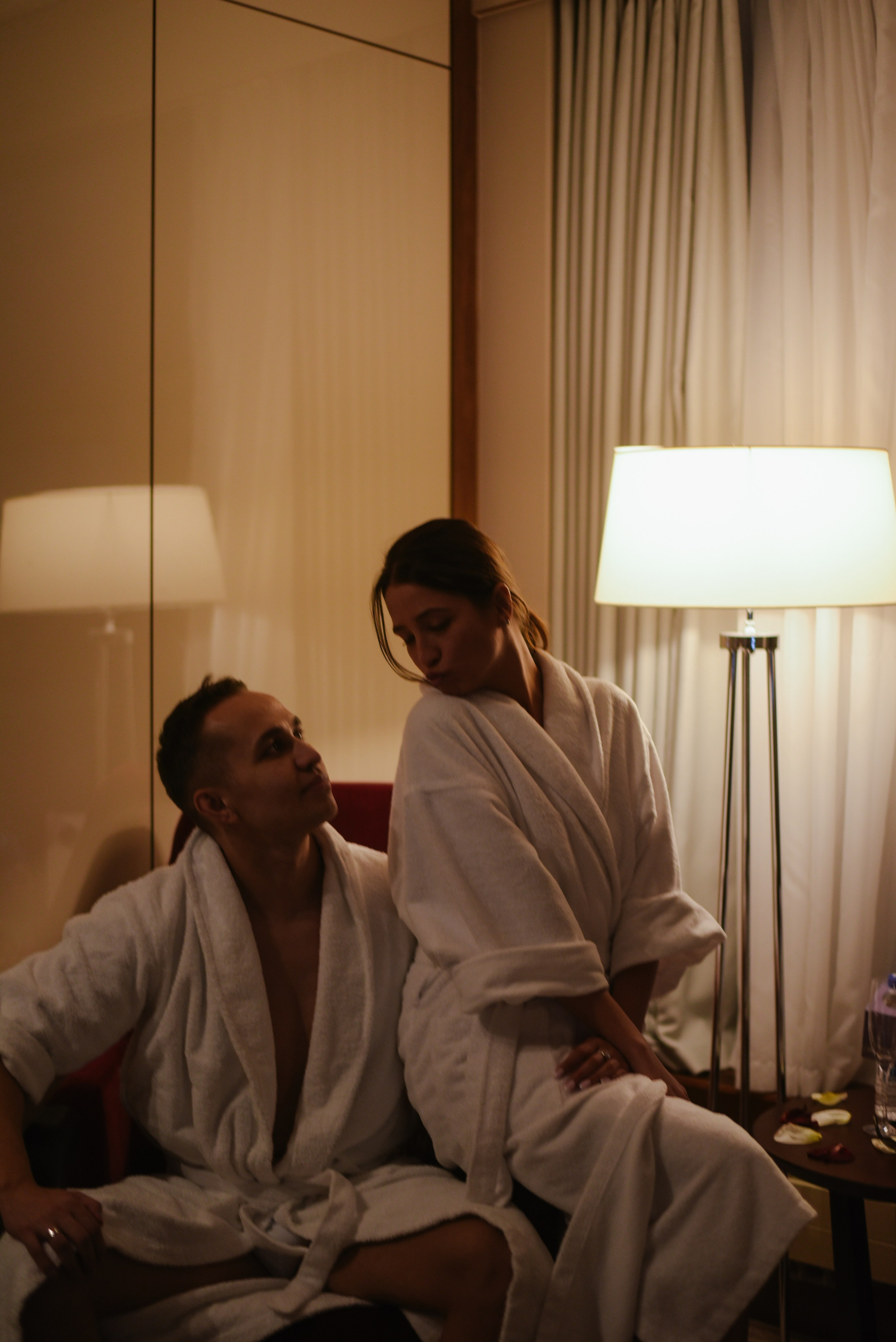 Вдвоем в отеле. Фотограф Лола Волна, город Москва