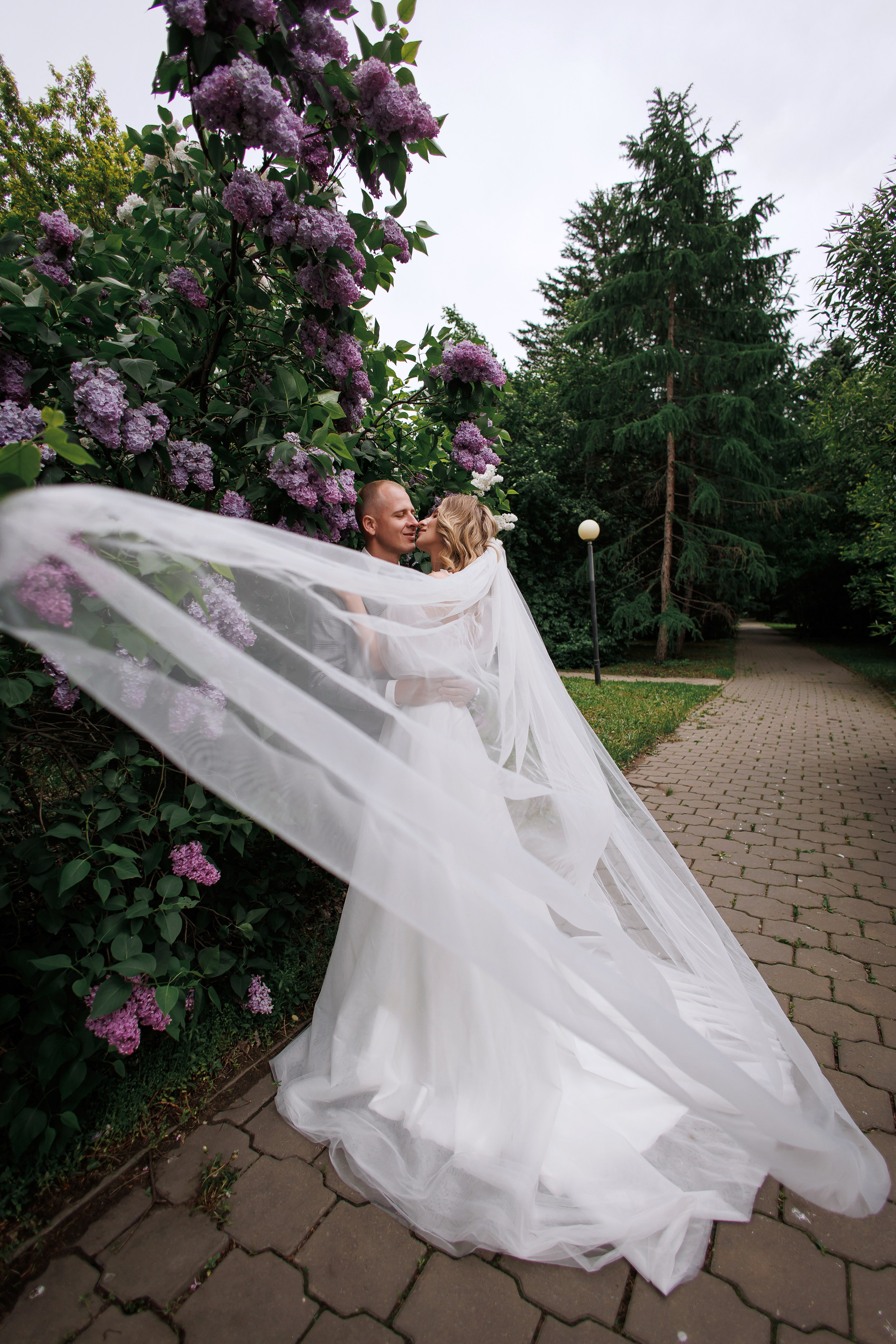 Яков и Валерия. Свадебный фотограф в Омске Яна Савина