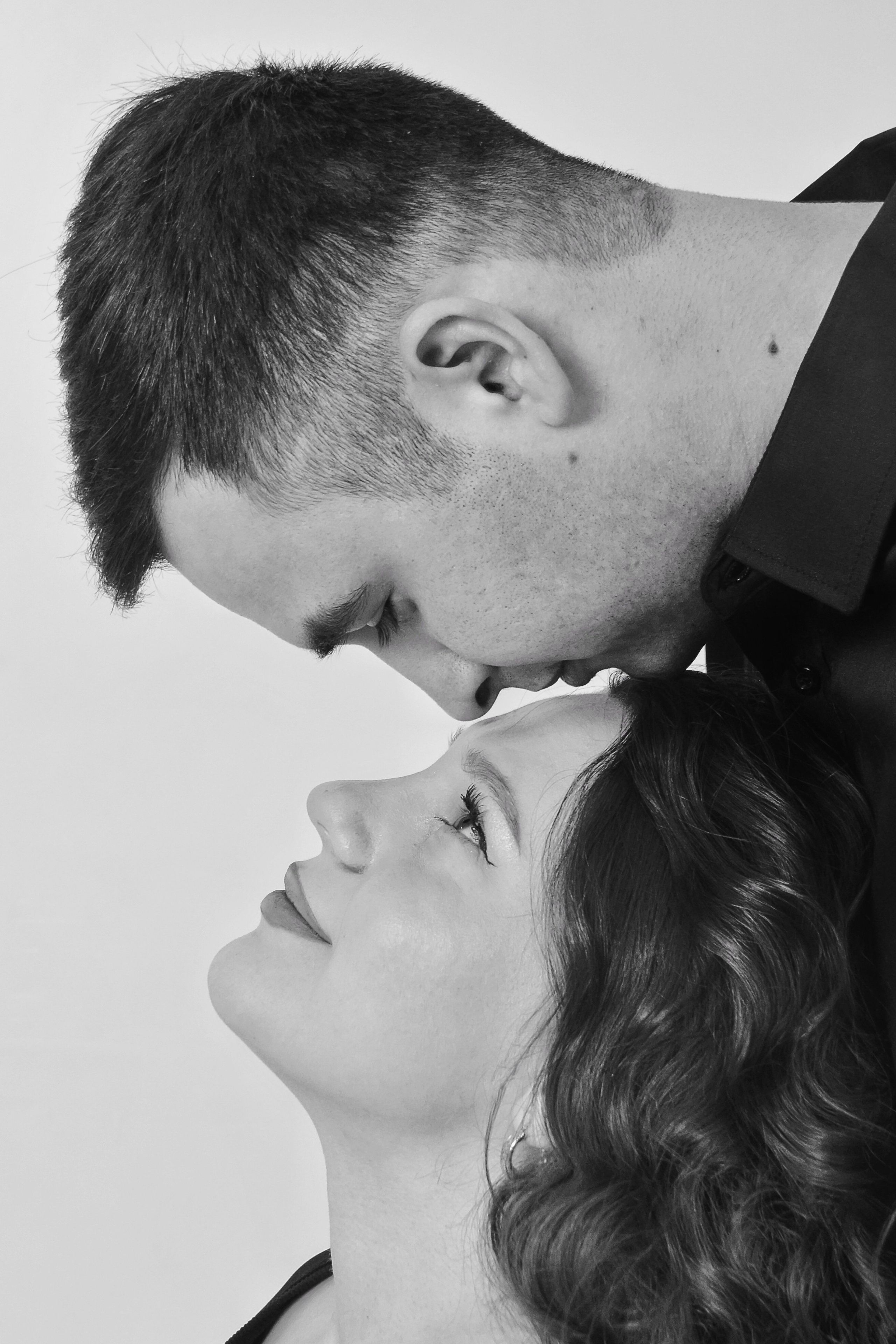 Love-story. Индивидуальный/лавстори/предметный фотограф в Хабаровске Осыка Дарьяна