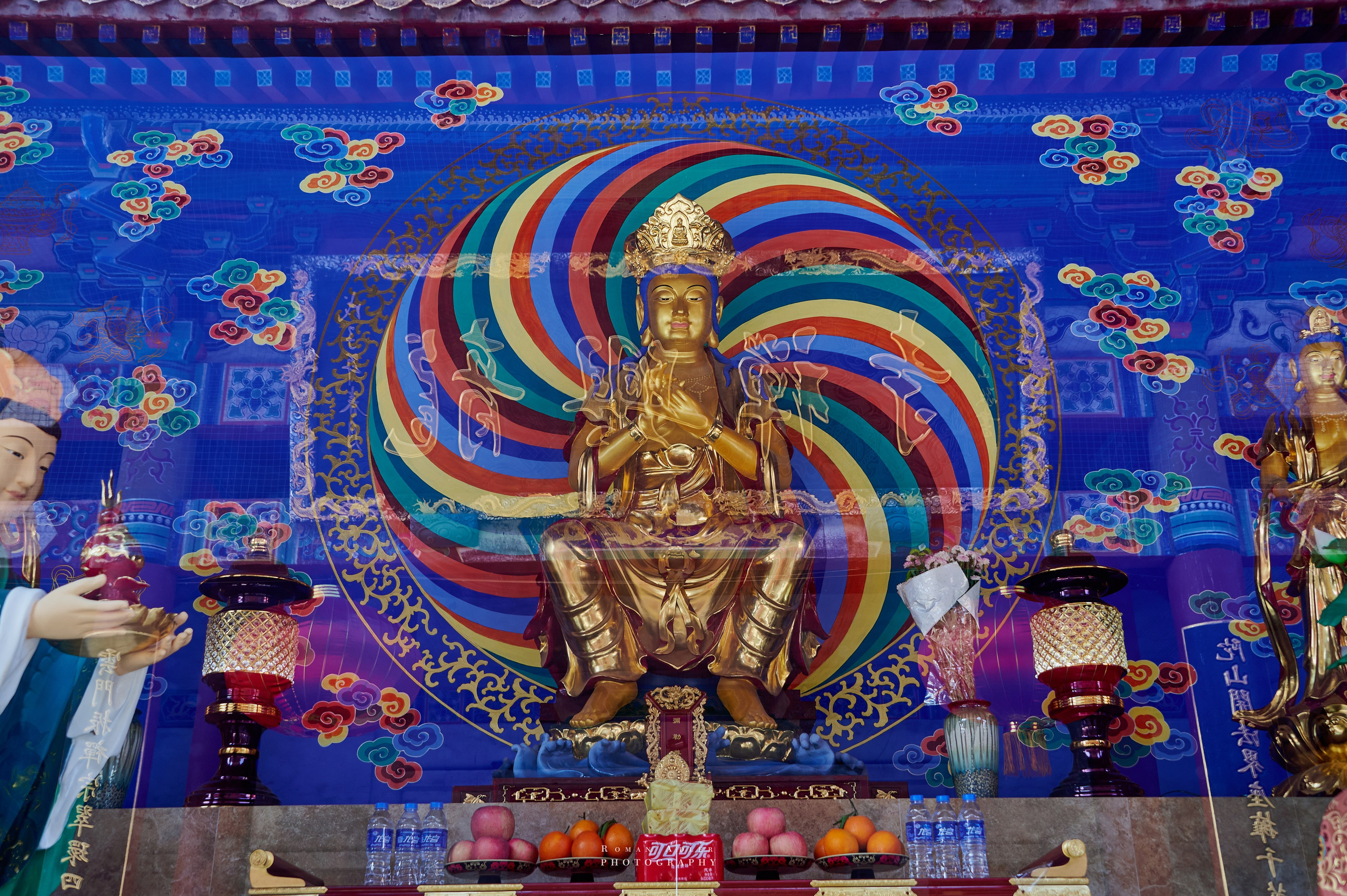 Храм Гуанфу (Процветания). Цинчжоу. Путешествие в Китай 2024. Фотопроект Китай русский взгляд. Фотограф Роман Адлер