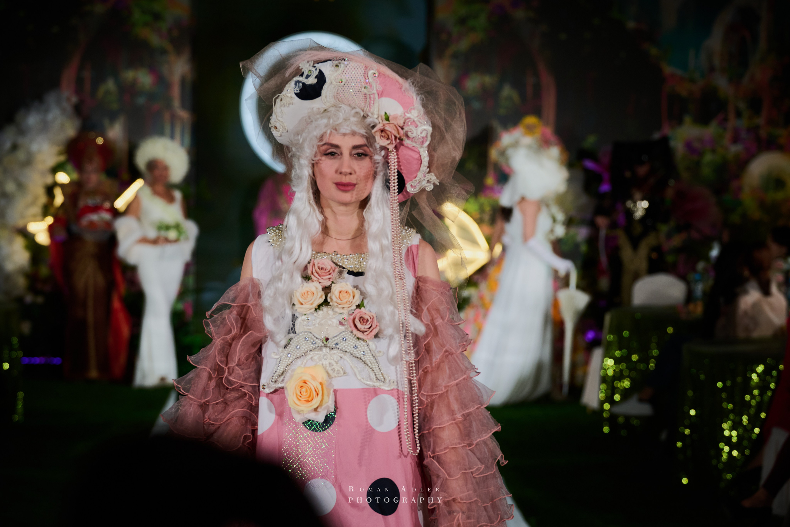 Золотая Неделя Моды. Фотограф Роман Адлер