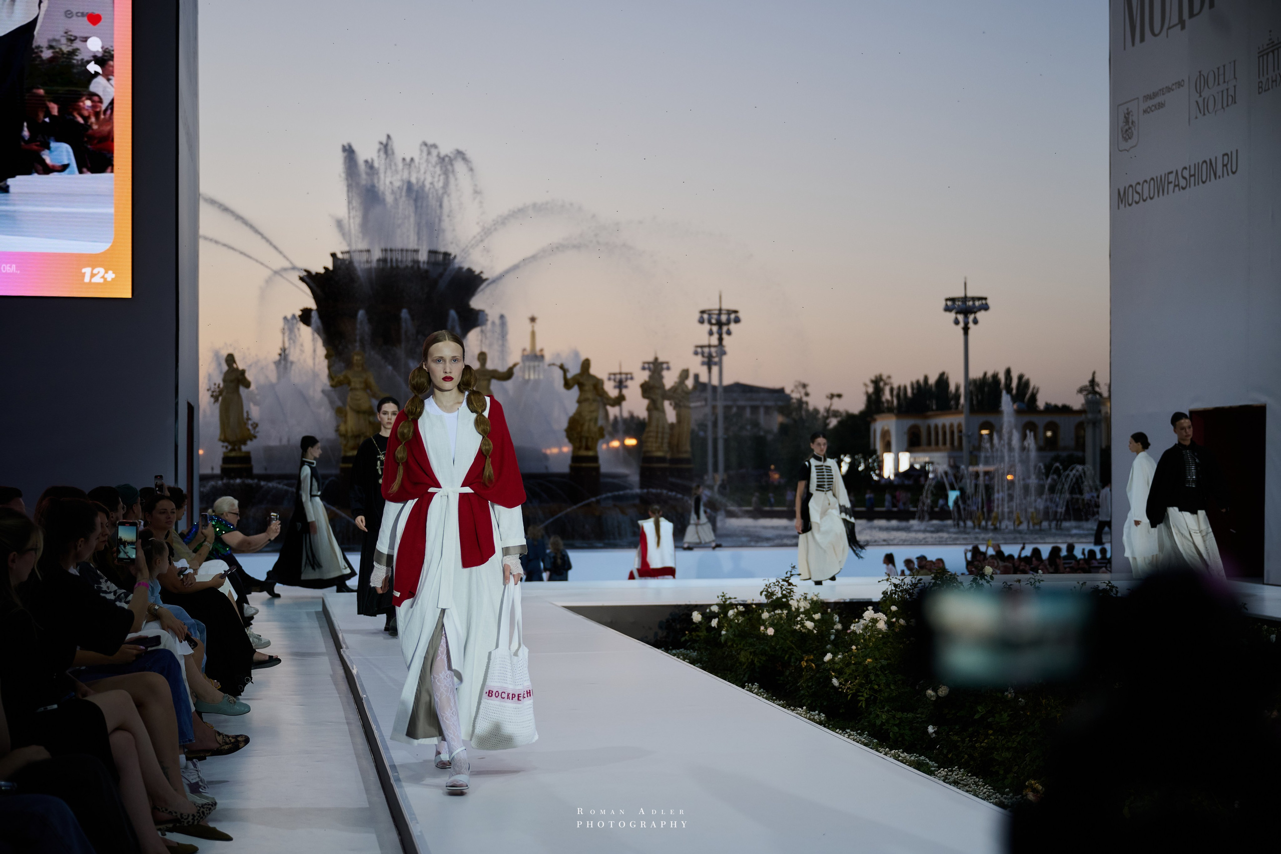 Московская неделя моды. Фотограф Роман Адлер