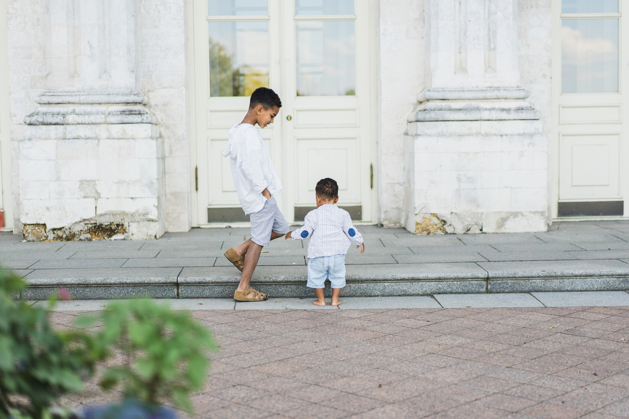 Родом из Англии. Главная