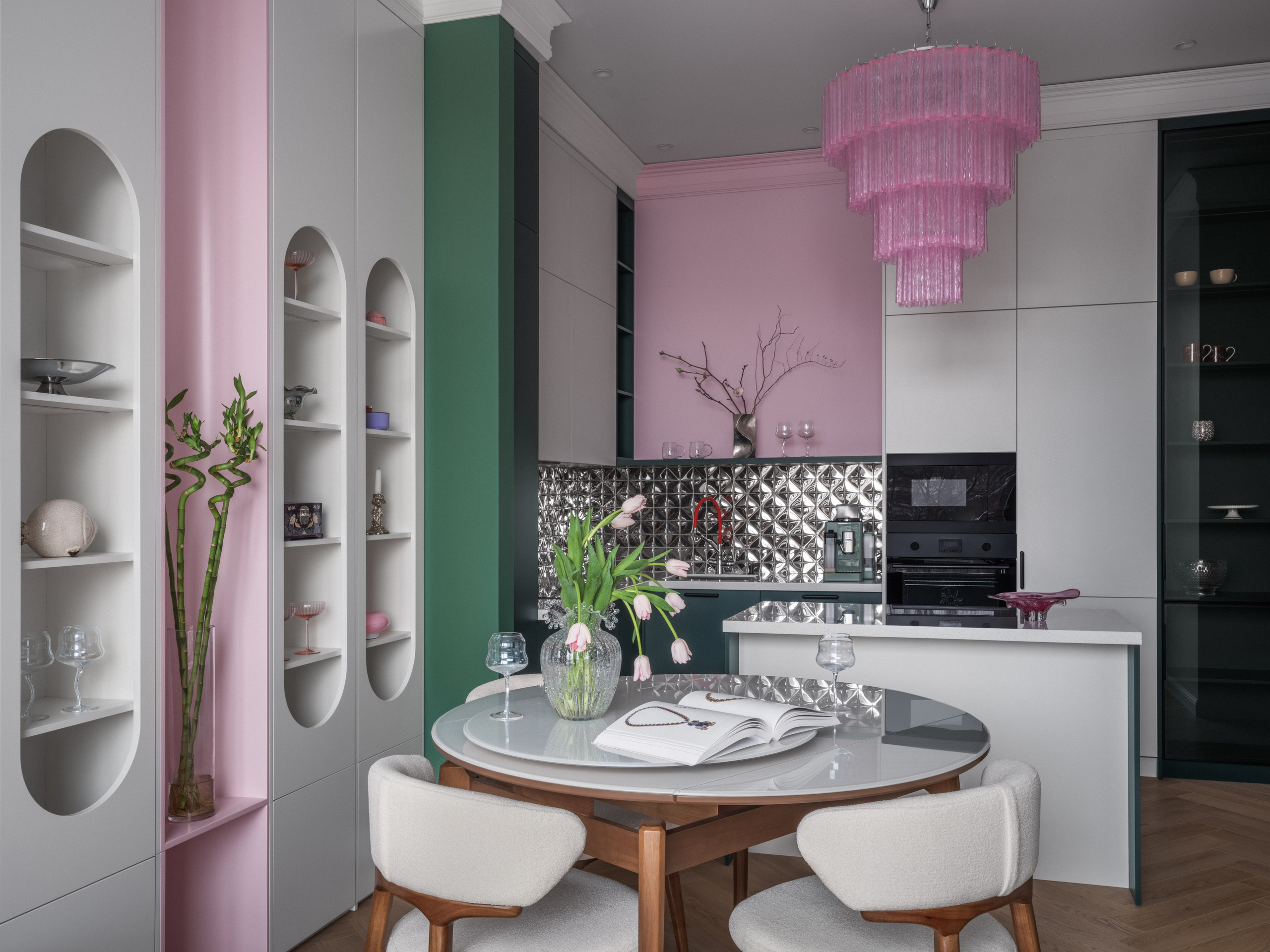 Юлия Кравцова — Metropole. Roman Yakunin — interior photographer in Almaty, Kazakhstan