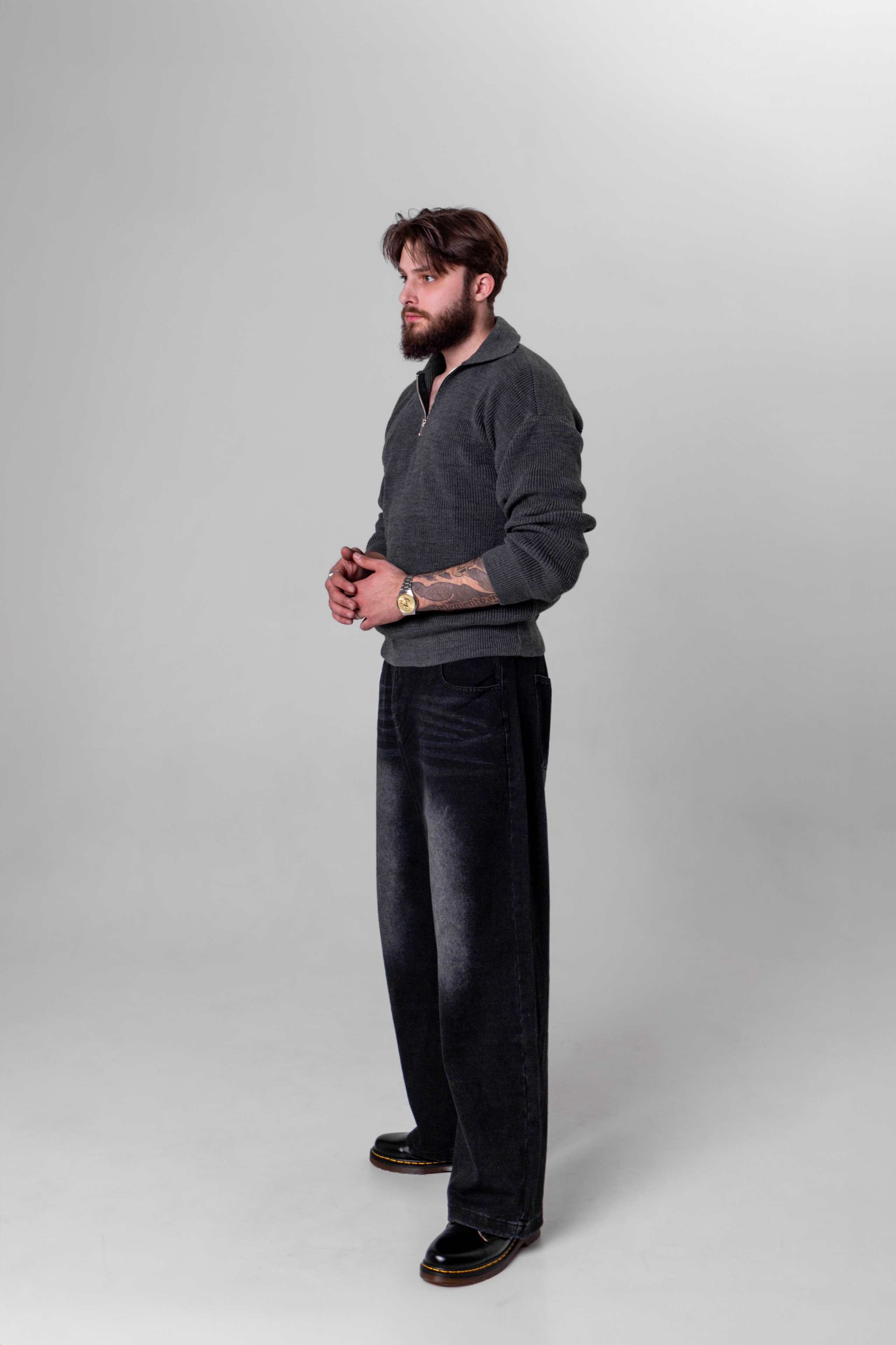 Фото одежды для маркетплейсов (Озон, Вайлдберриз, Яндекс.Маркет). Фотограф Анастасия Мухитдинова