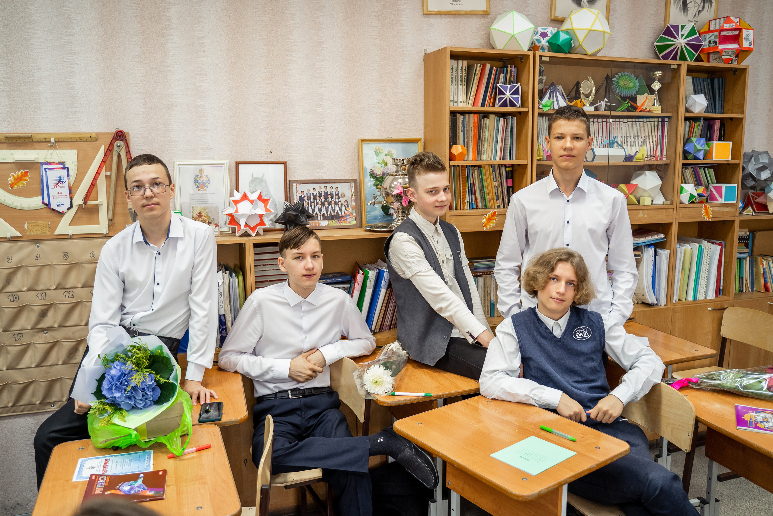 Репортаж 1 сентября 9 класс. Выпускные альбомы в городе Кирове. Фотограф Екатерина Невская