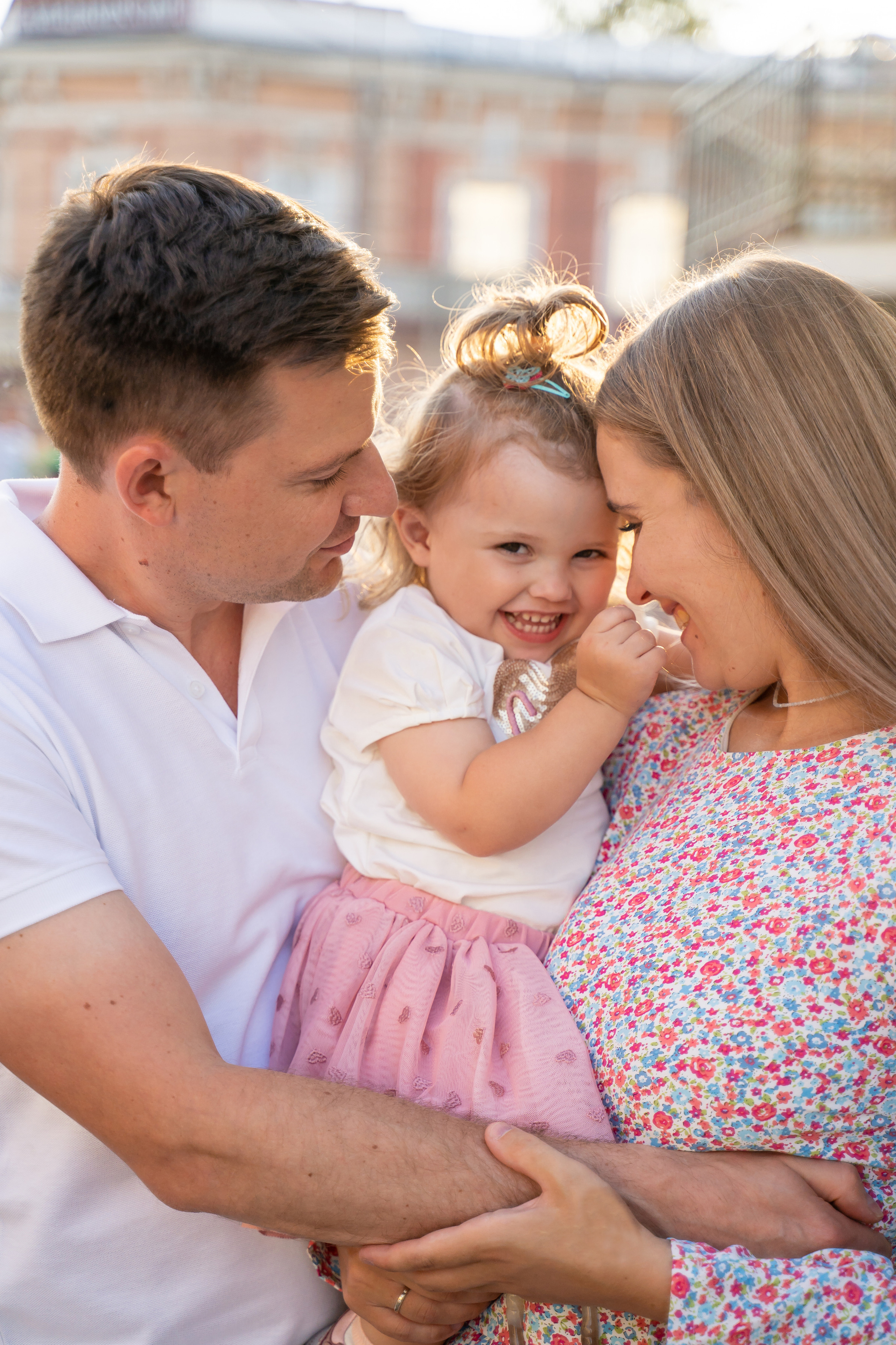 Фотосессия на улице в городе и на природе. Выпускные альбомы в городе Кирове. Фотограф Екатерина Невская