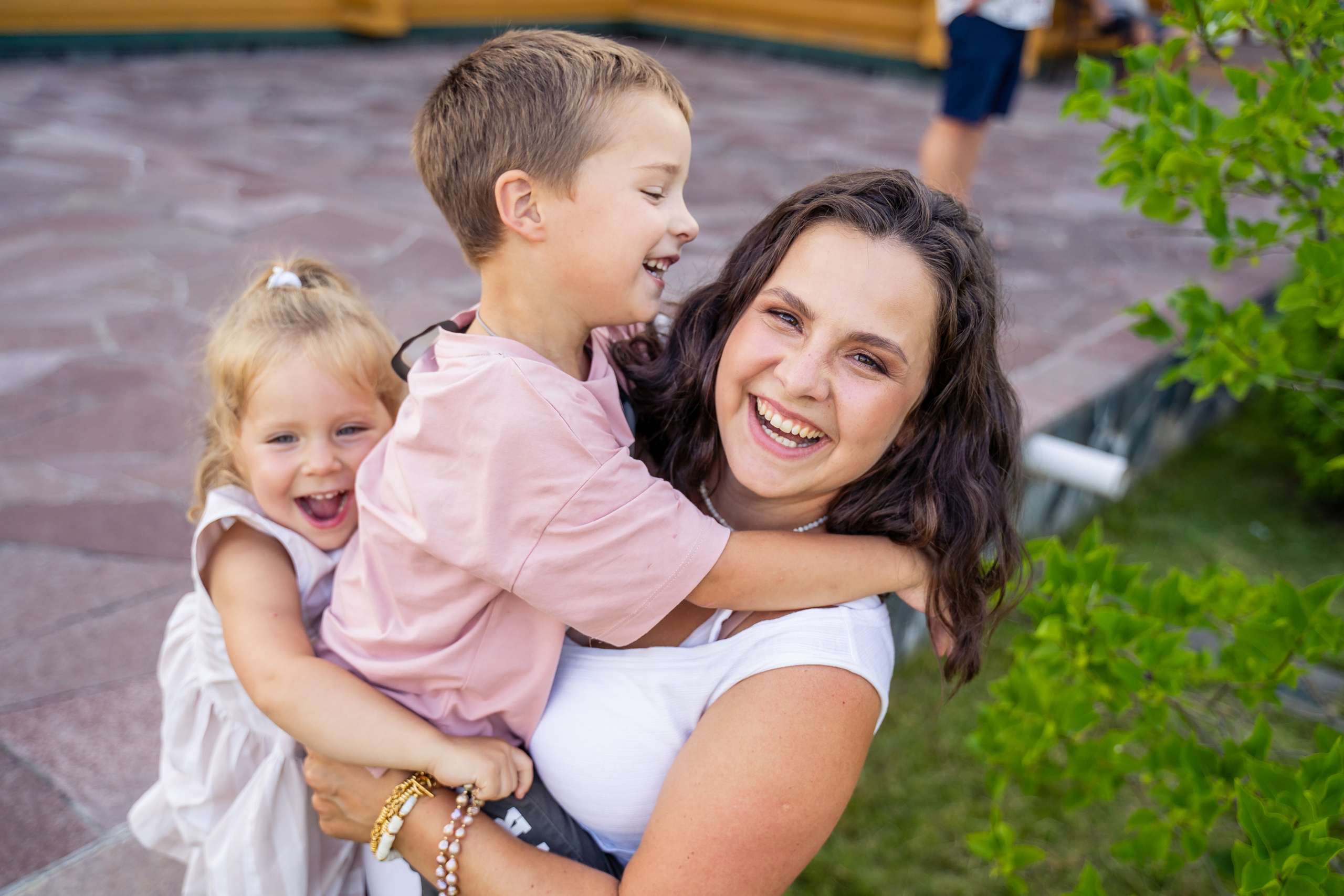 Фотосессия на улице в городе и на природе. Выпускные альбомы в городе Кирове. Фотограф Екатерина Невская