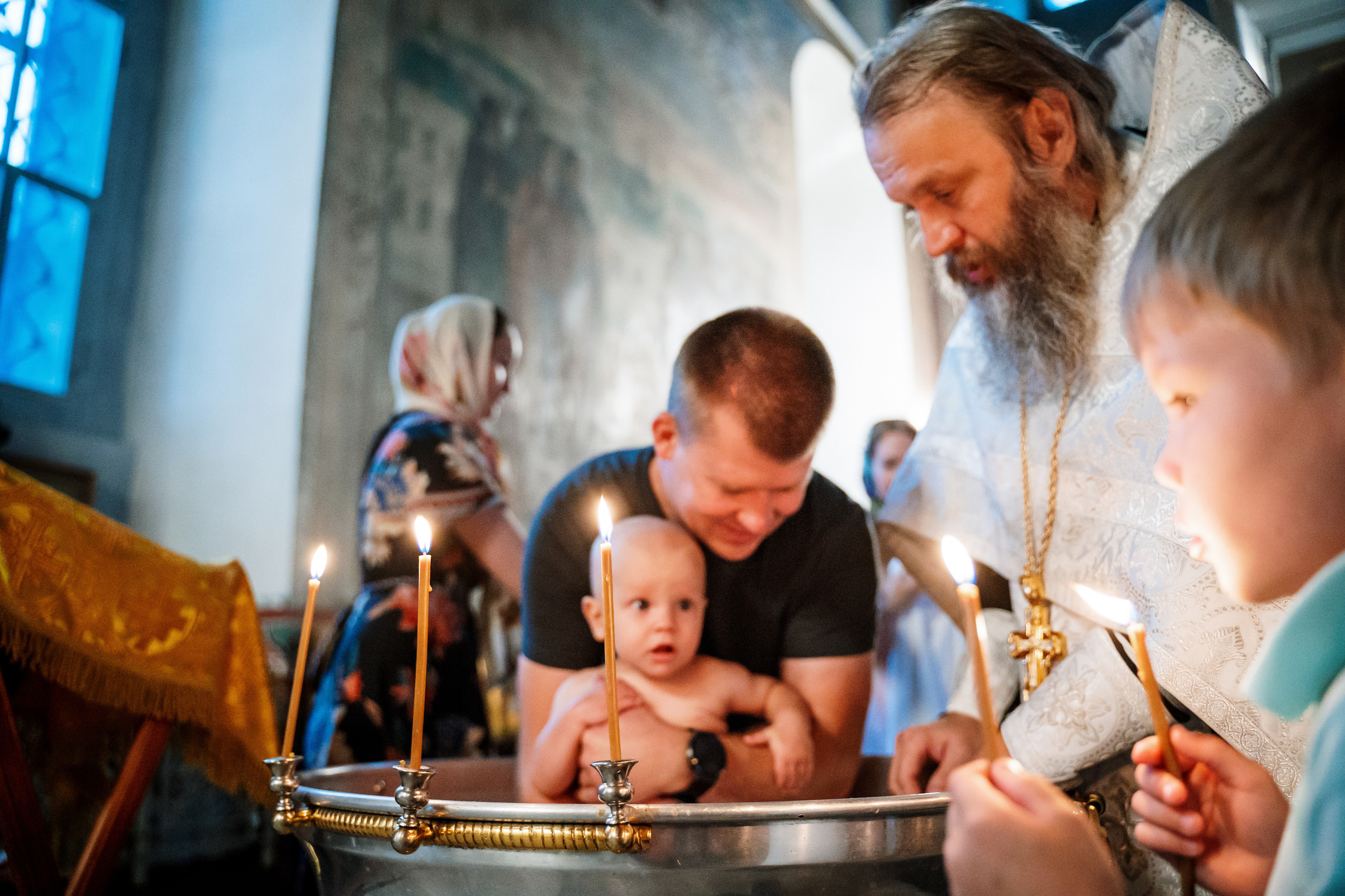 Фото таинства крещения. Выпускные альбомы в городе Кирове. Фотограф Екатерина Невская
