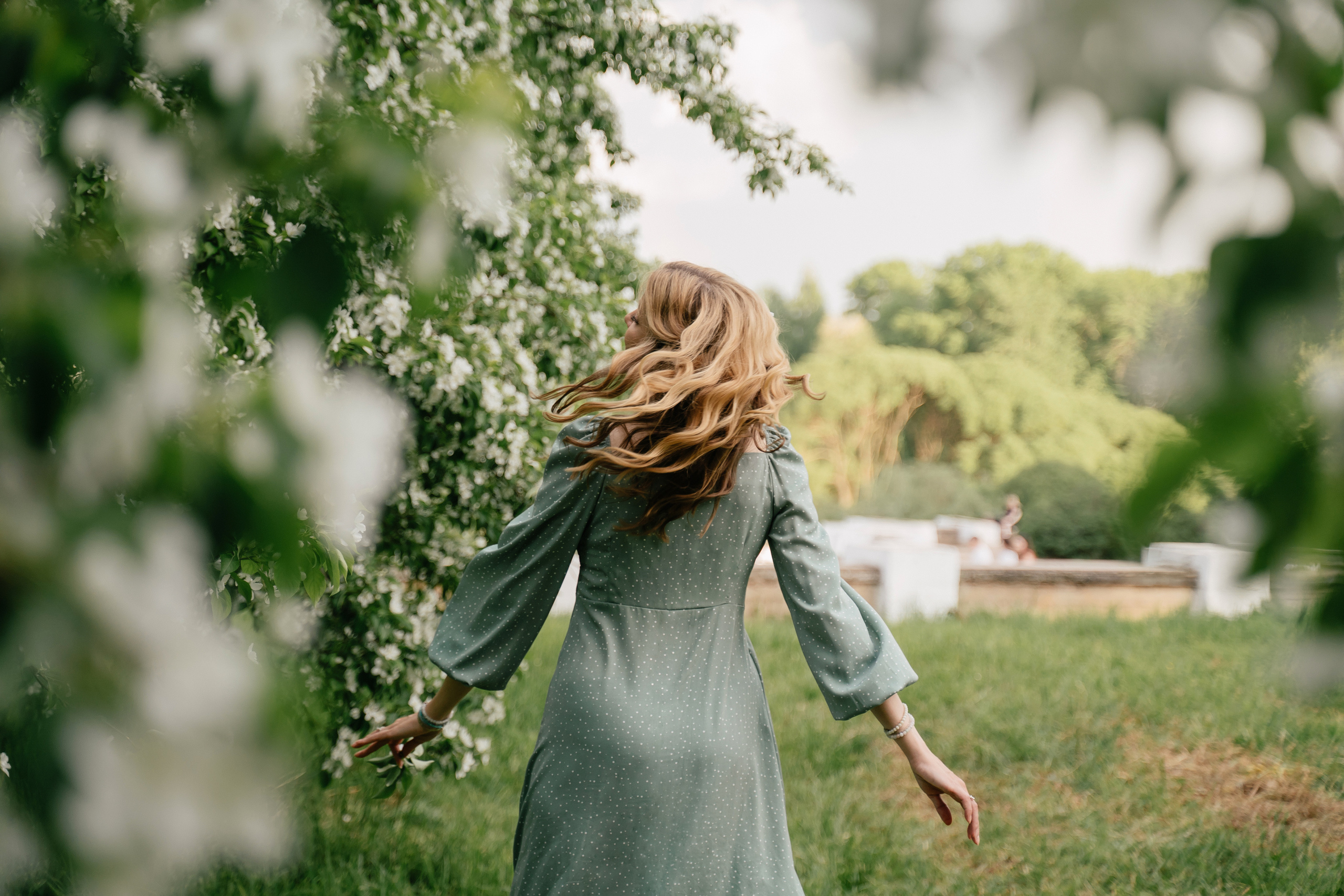 Фотосессия на улице в городе и на природе. Выпускные альбомы в городе Кирове. Фотограф Екатерина Невская