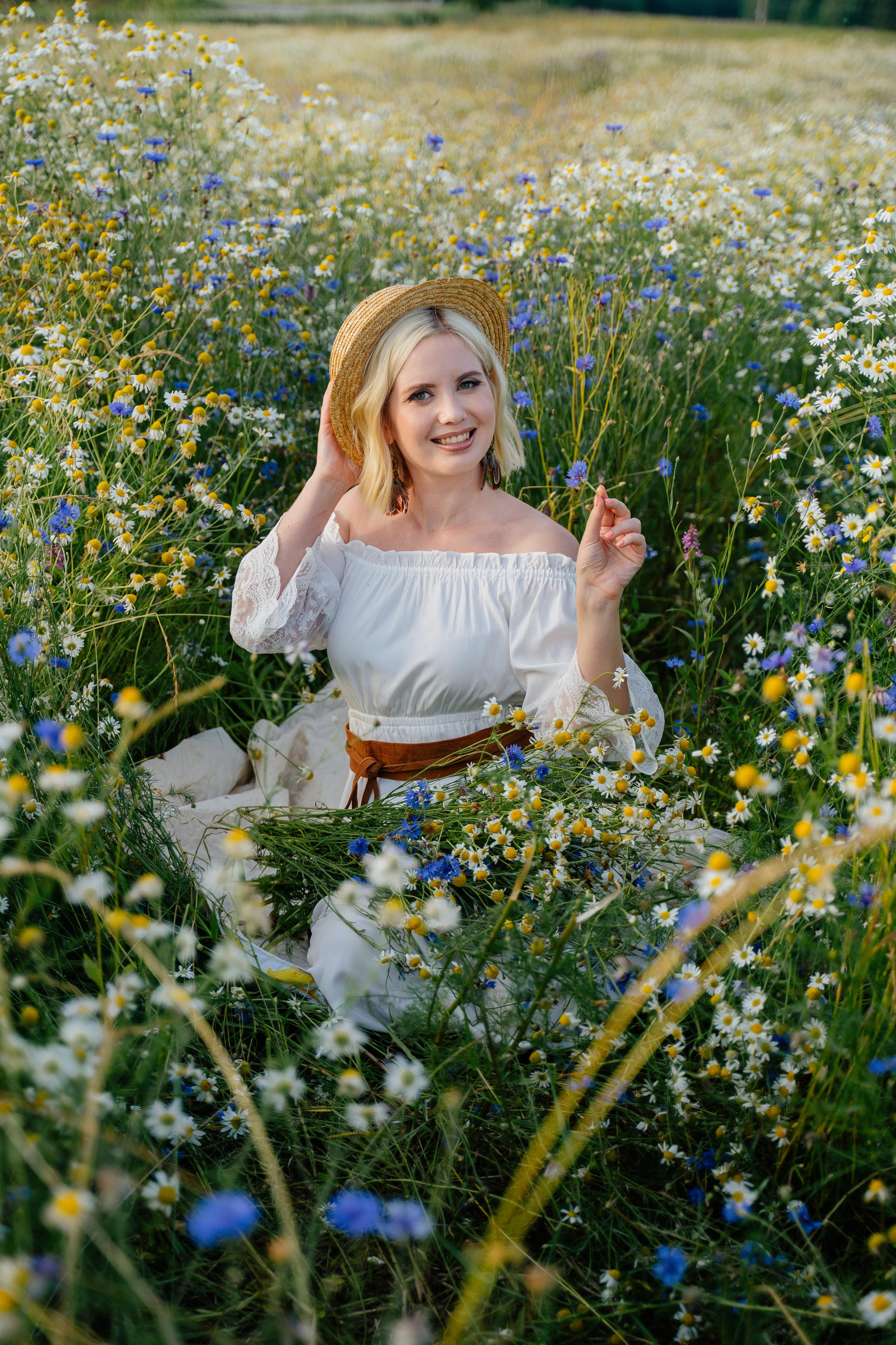 Фотосессия на улице в городе и на природе. Выпускные альбомы в городе Кирове. Фотограф Екатерина Невская