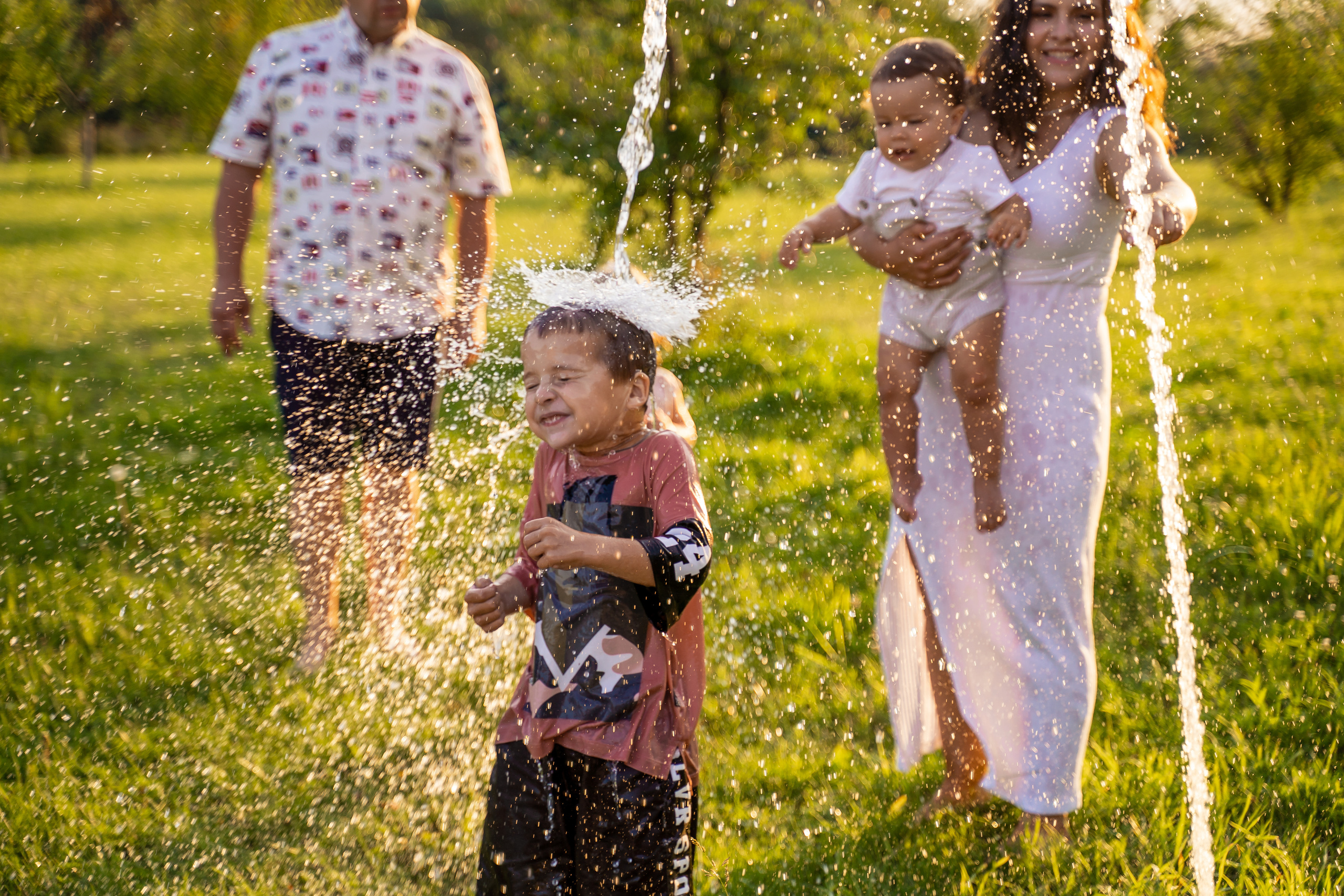 Фотосессия на улице в городе и на природе. Выпускные альбомы в городе Кирове. Фотограф Екатерина Невская