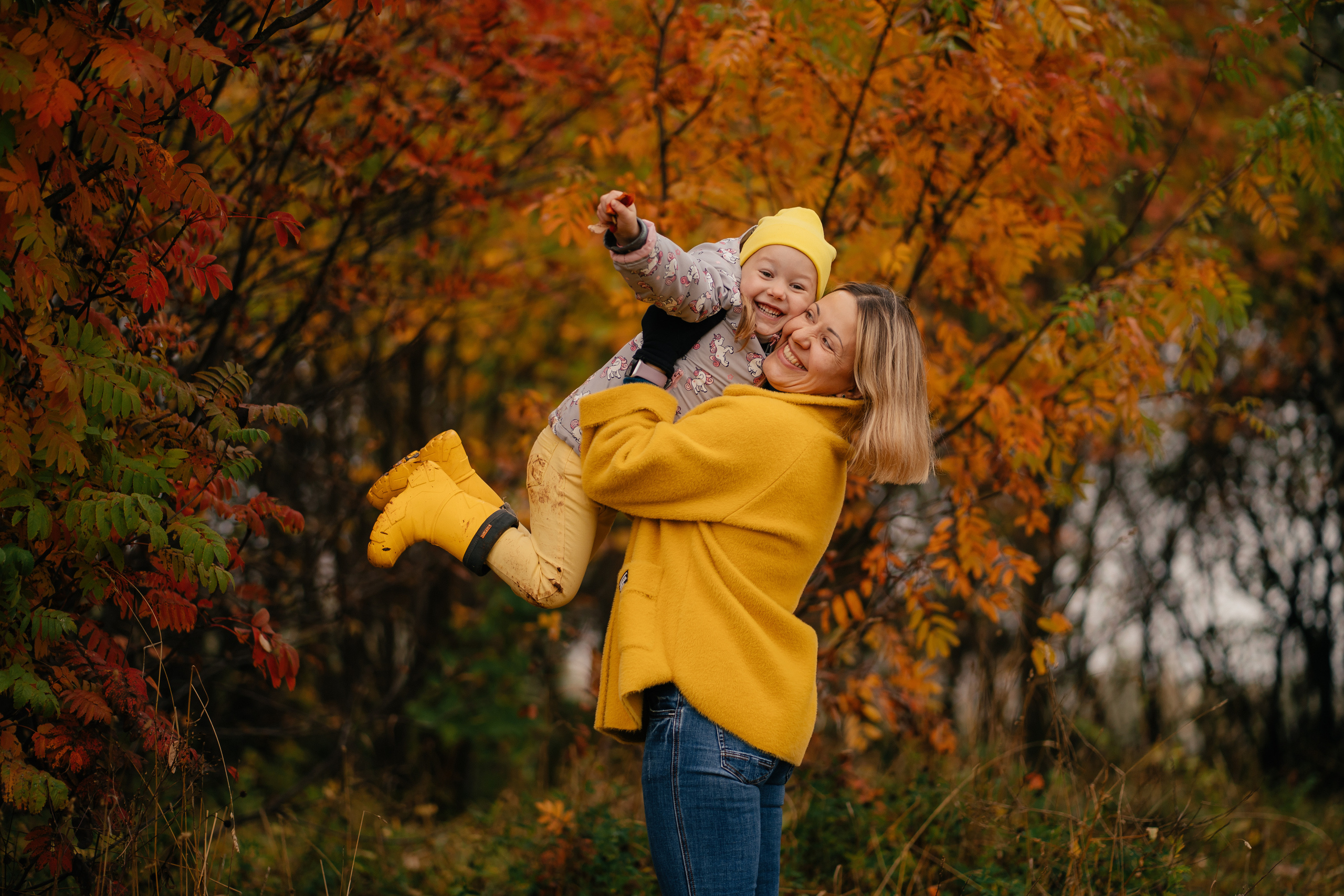 Фотосессия на улице в городе и на природе. Выпускные альбомы в городе Кирове. Фотограф Екатерина Невская