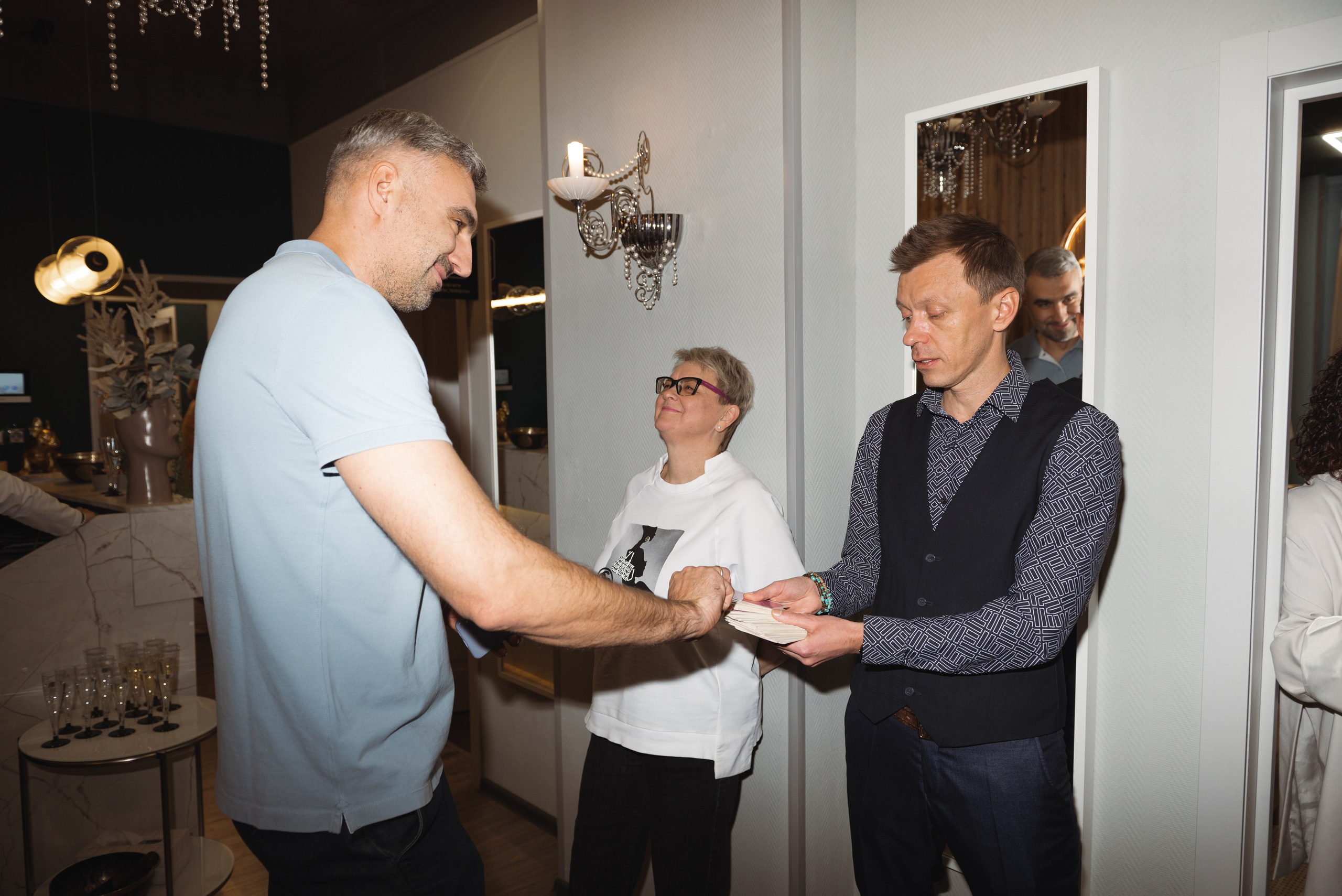 Годовщина коворкинга «Луч». Фотограф Москва Настя Профотовна. Репортажные, свадебные и контент фотосессии