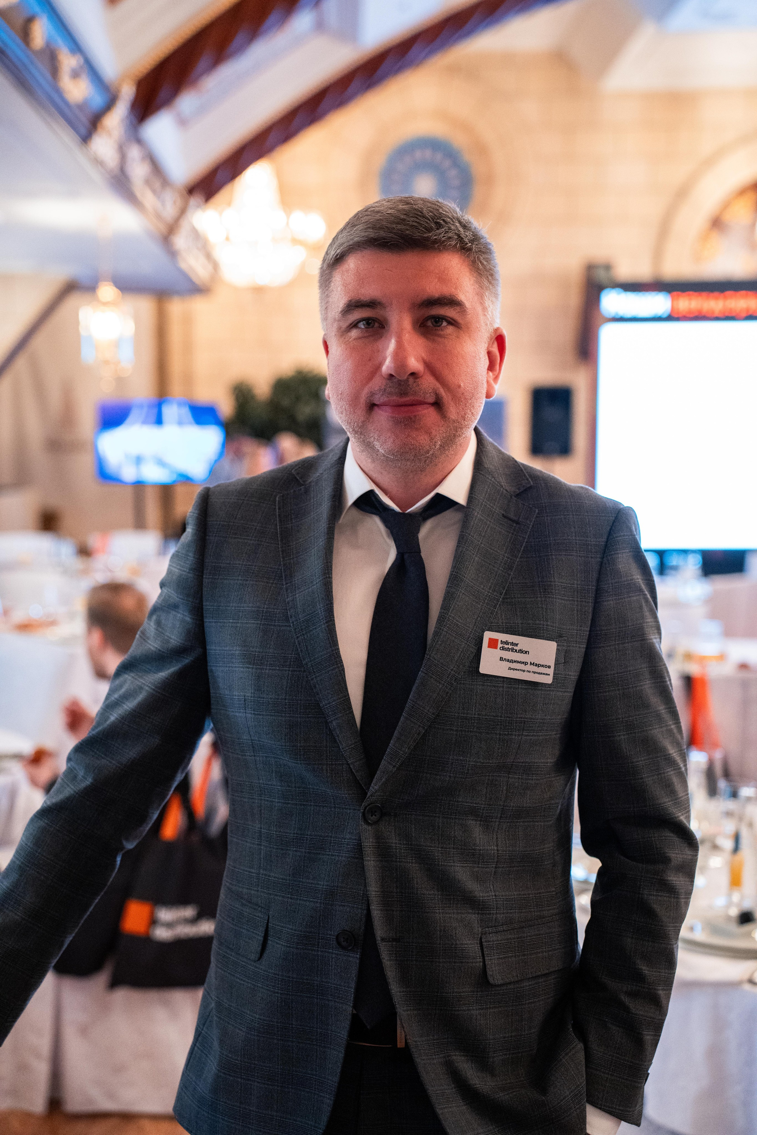 Telinter 15.04.2026. Коммерческий и художественный фотограф и видеограф в Москве Арсений Тургенев