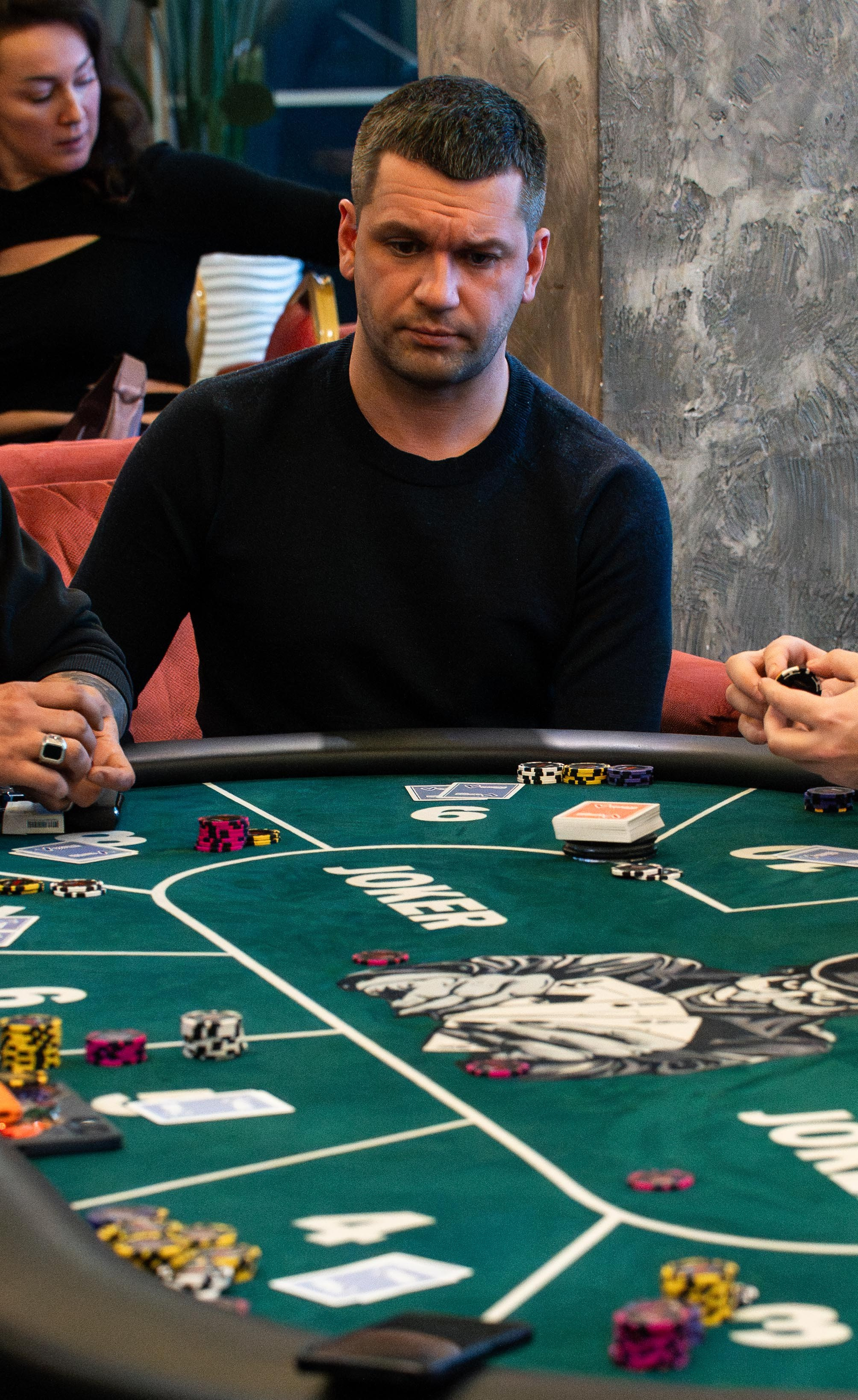 Joker Poker Club 28.02.2026. Коммерческий и художественный фотограф и видеограф в Москве Арсений Тургенев