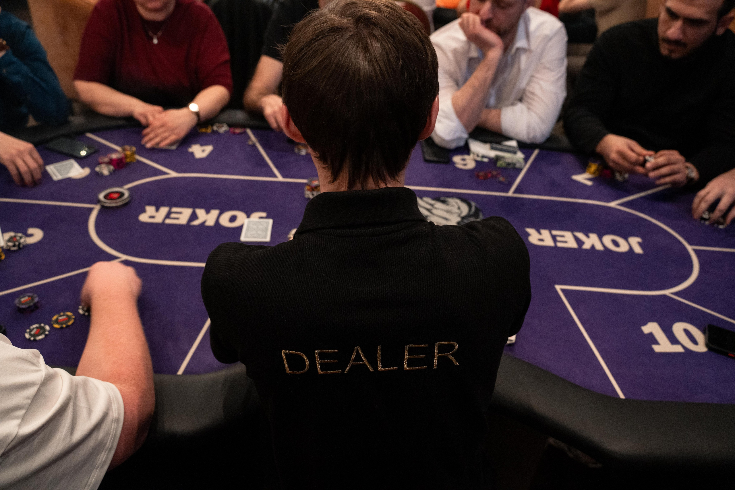 Joker Poker Club 01.03.2026. Коммерческий и художественный фотограф и видеограф в Москве Арсений Тургенев