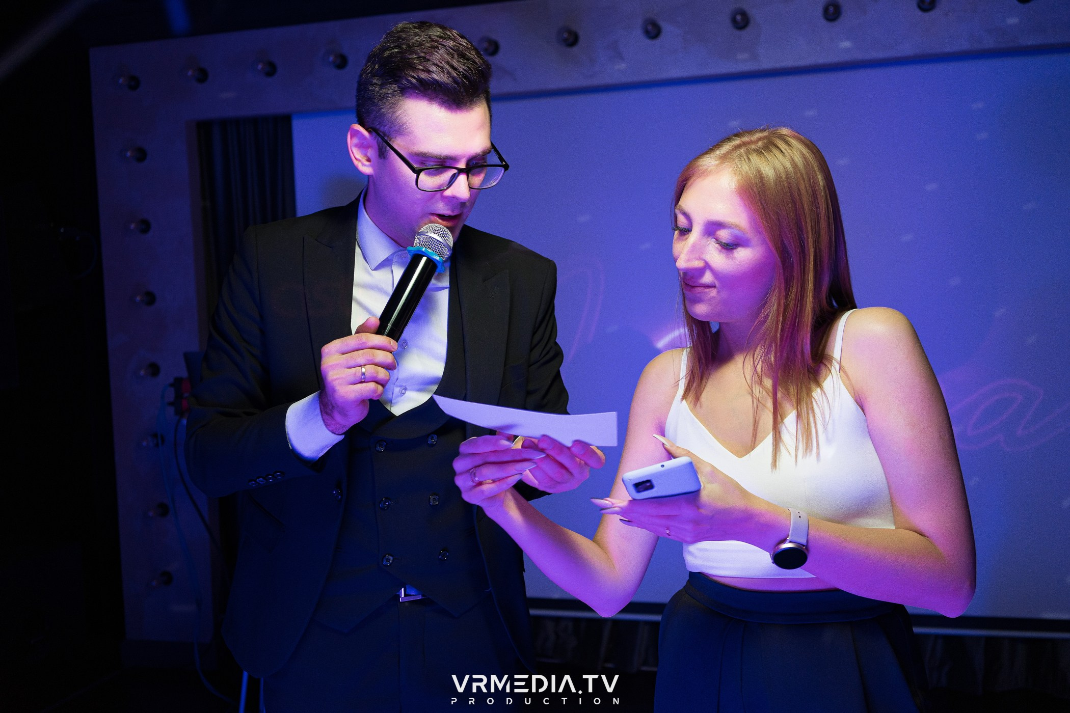 Dance в караоке-баре «Volna»