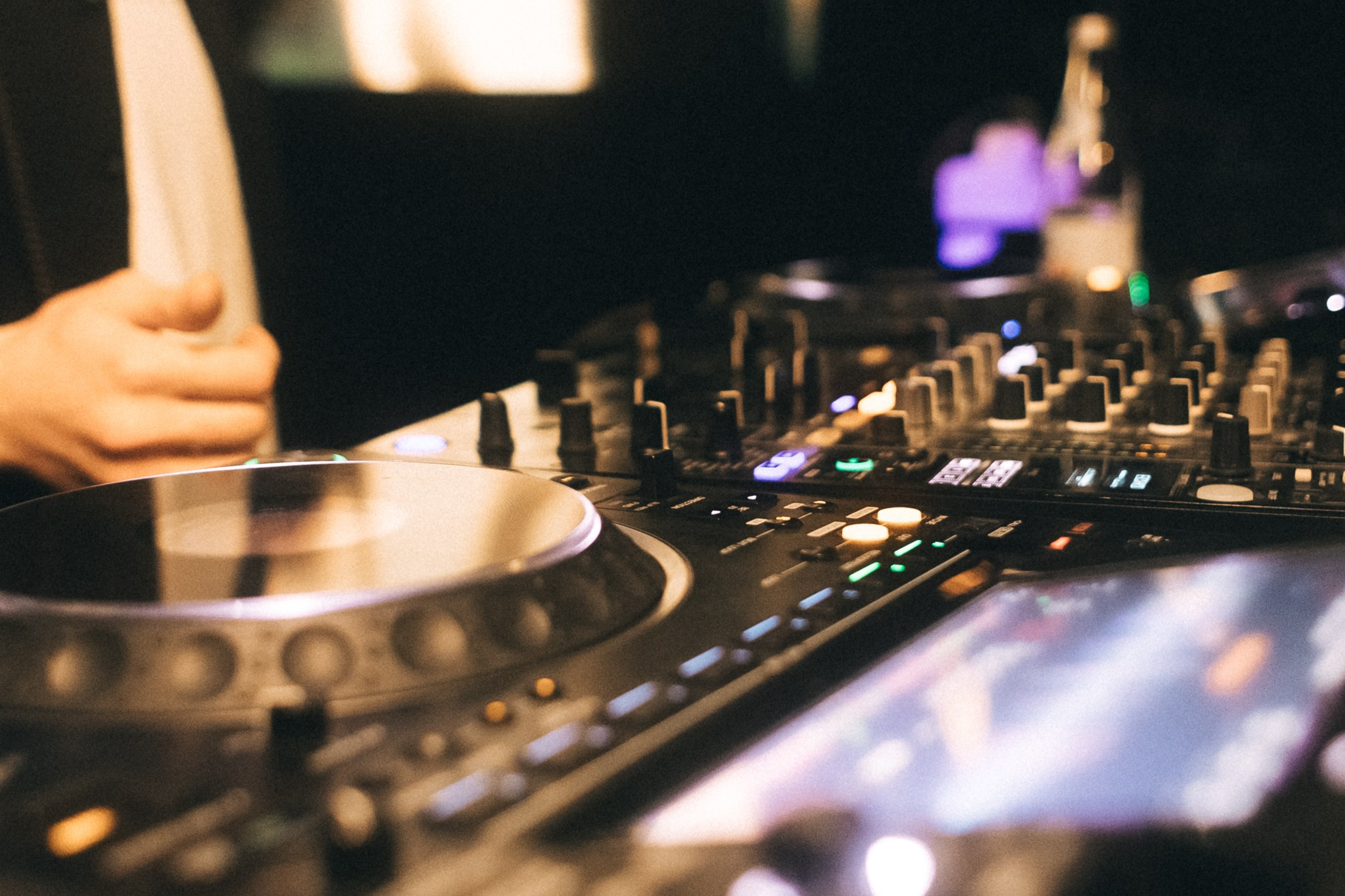 Выпускной школы диджеинга «Атмосфера». Фотограф Кемерово | Сергей