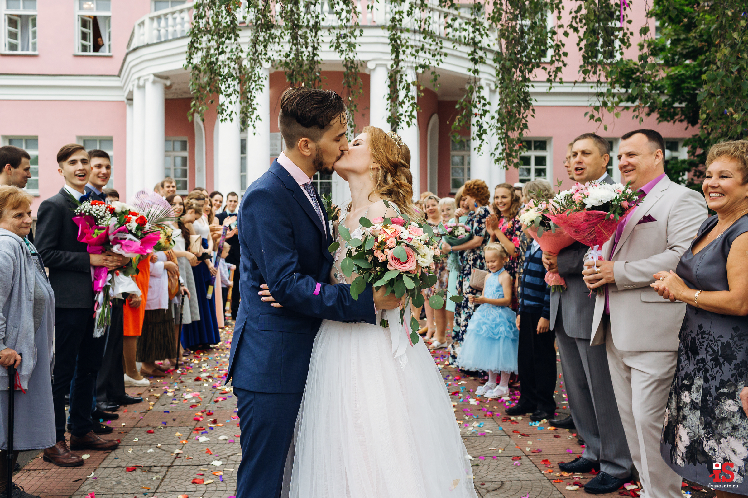 Свадебный фотограф Птз. Профессиональный фотограф Петрозаводск Илья Соснин