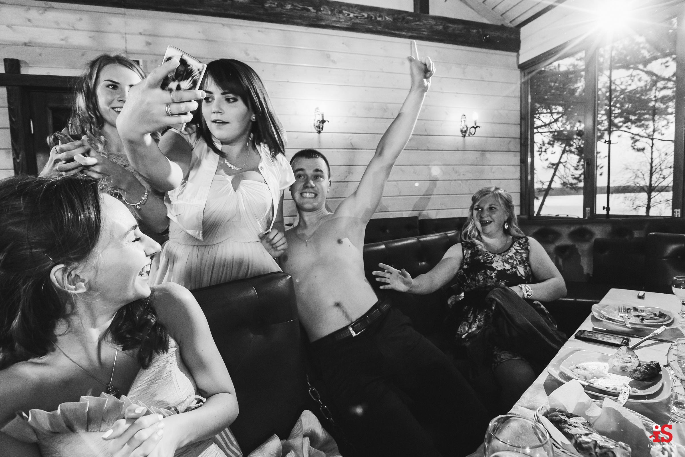 Фотограф на свадьбу Петрозаводск. Профессиональный фотограф Петрозаводск Илья Соснин