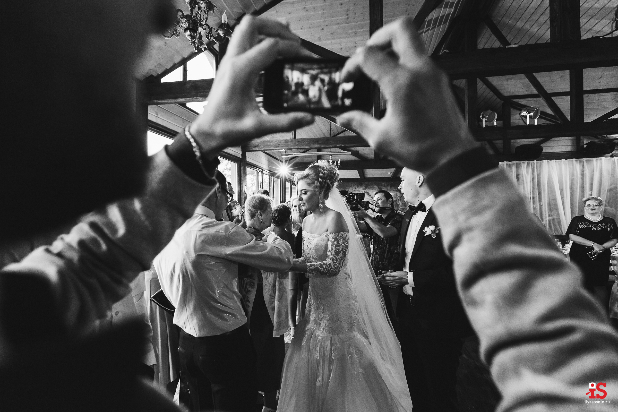 Фотограф на свадьбу Петрозаводск. Профессиональный фотограф Петрозаводск Илья Соснин