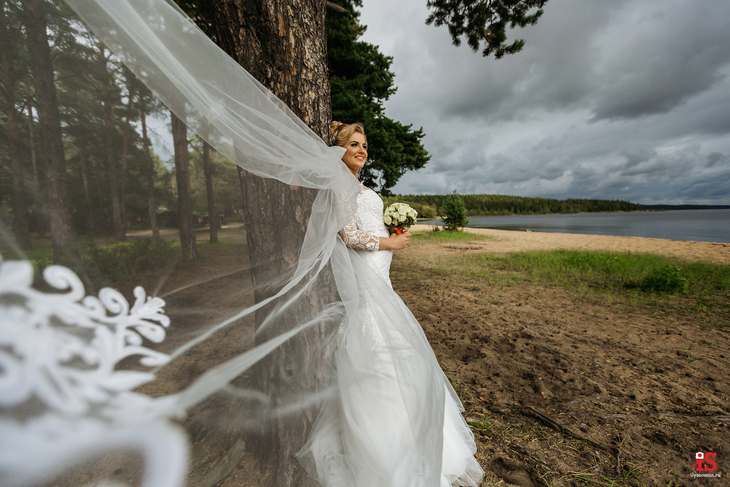 Фотограф на свадьбу Петрозаводск. Профессиональный фотограф Петрозаводск Илья Соснин