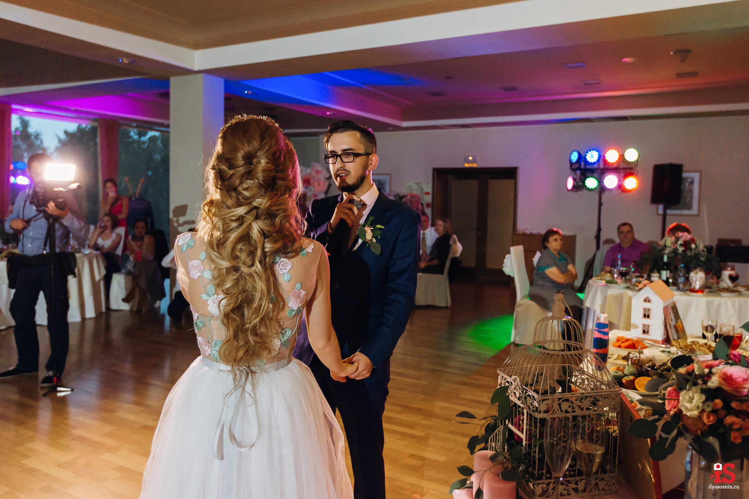 Свадебный фотограф Птз. Профессиональный фотограф Петрозаводск Илья Соснин